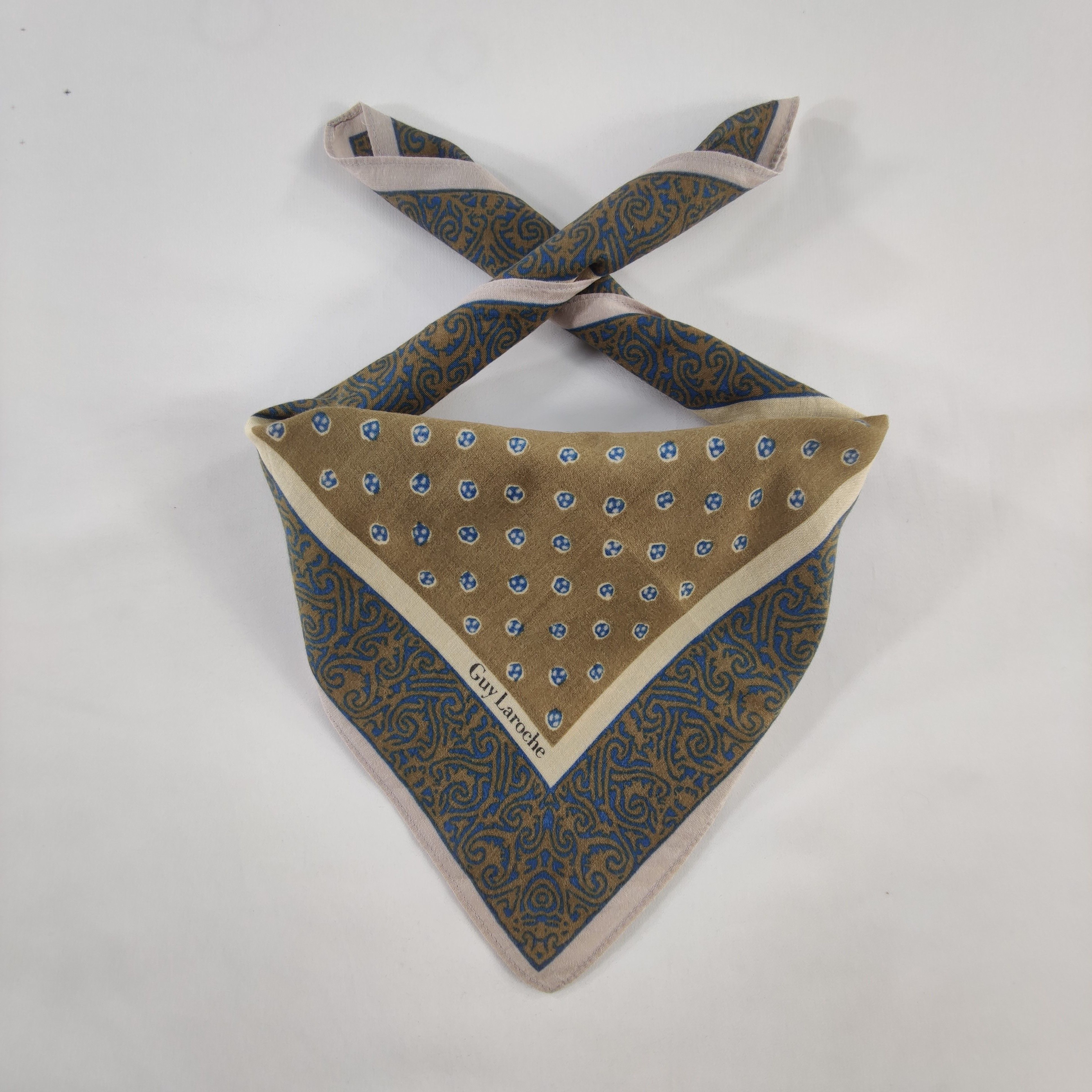 Guy Laroche Guy Laroche Handkerchief / Bandana / Neckerchief HC022 Size ONE SIZE - 1 Thumbnail