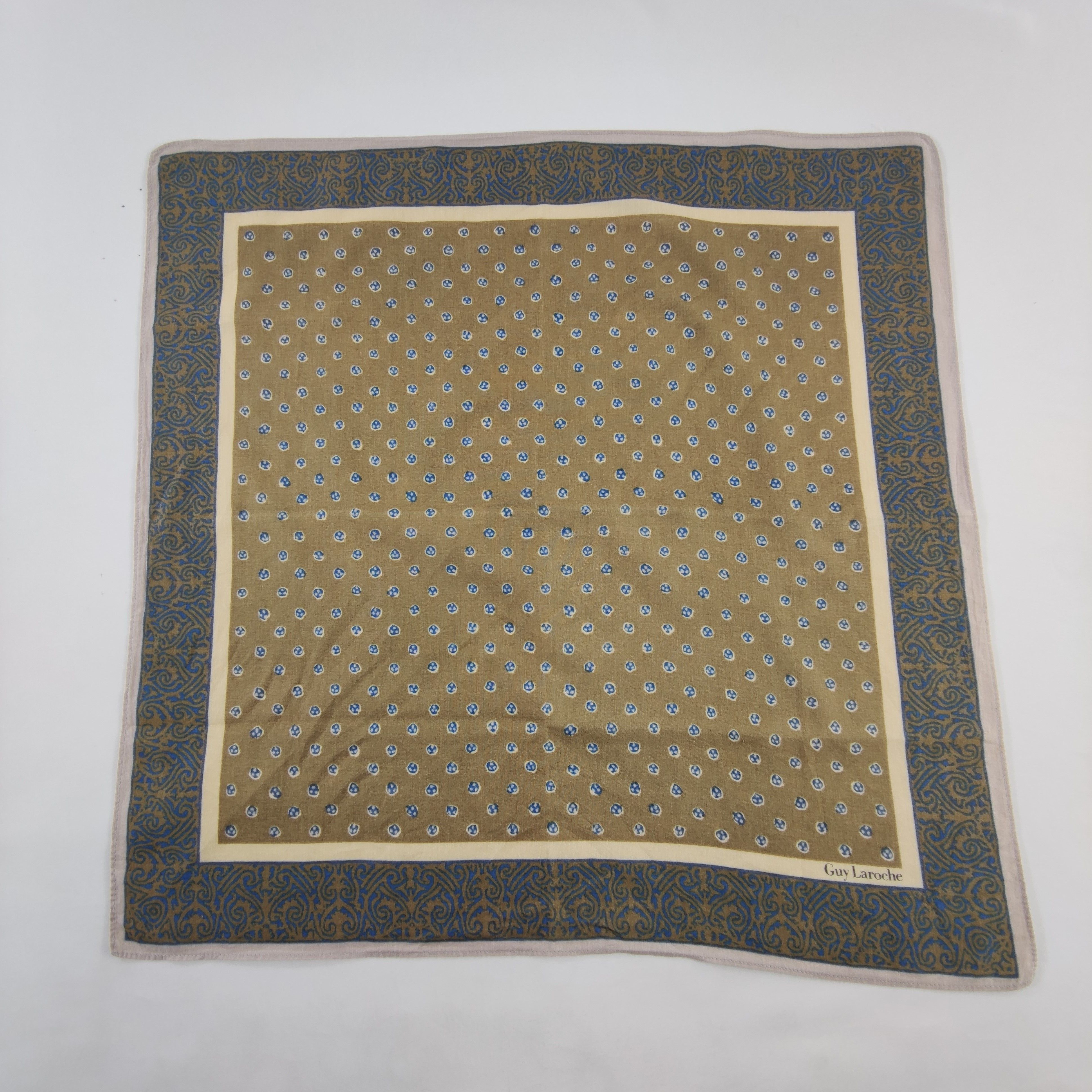Guy Laroche Guy Laroche Handkerchief / Bandana / Neckerchief HC022 Size ONE SIZE - 2 Thumbnail