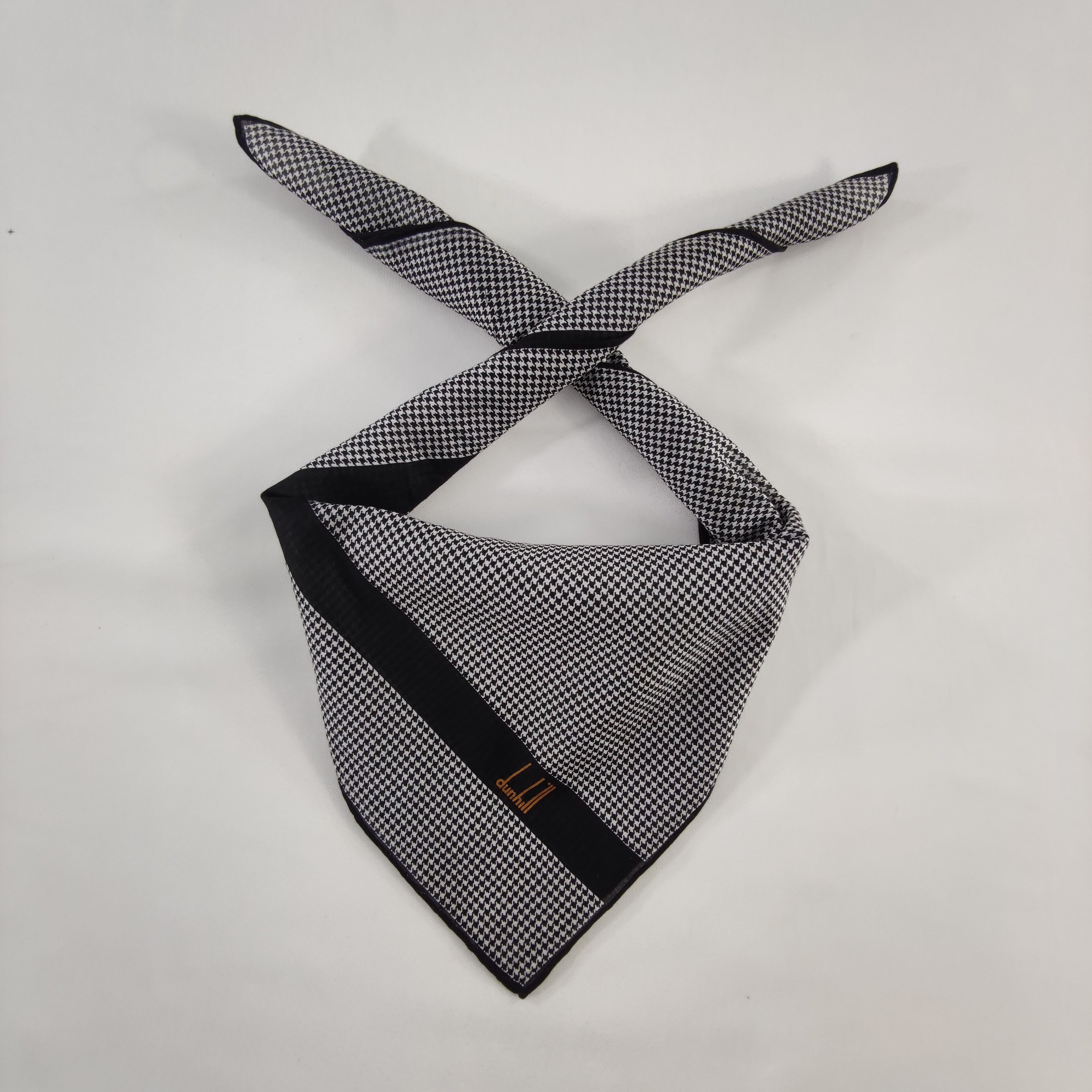 Alfred Dunhill Alfred Dunhill Handkerchief/Neckerchief/Bandana hc017 Size ONE SIZE - 1 Thumbnail
