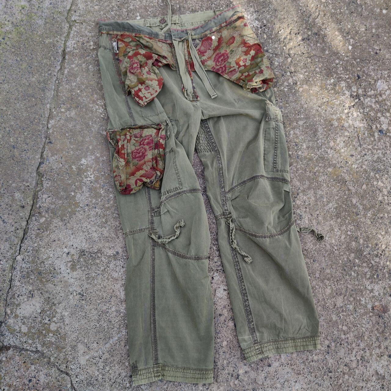 Vintage Vintage Japanese Cargo Pants Multipocket Y2K Military Secret Size US 32 / EU 48 - 5 Thumbnail