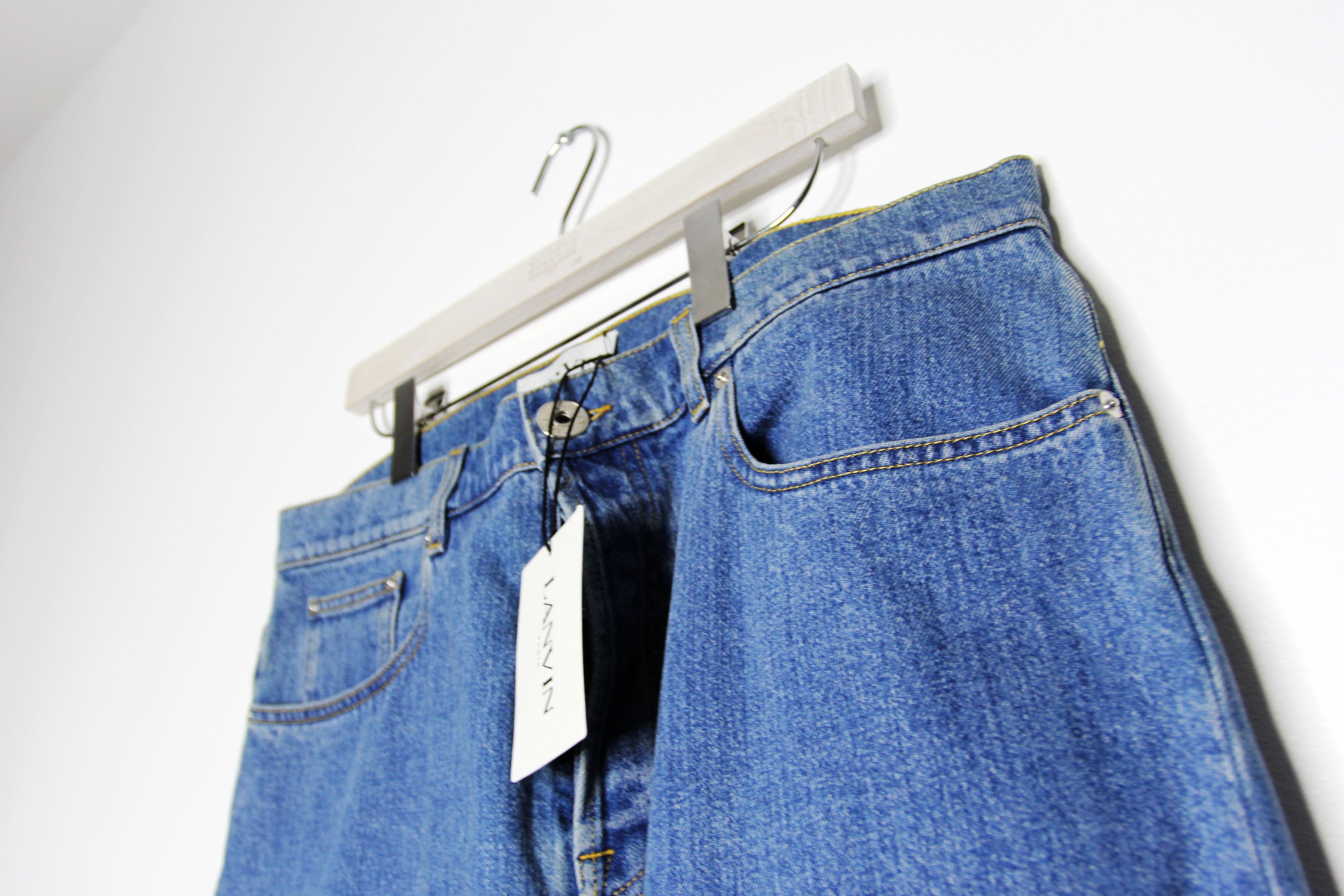 Lanvin BNWT AW22 LANVIN LIGHT WASH STRAIGHT LEG JEANS 34 Size US 34 / EU 50 - 4 Thumbnail