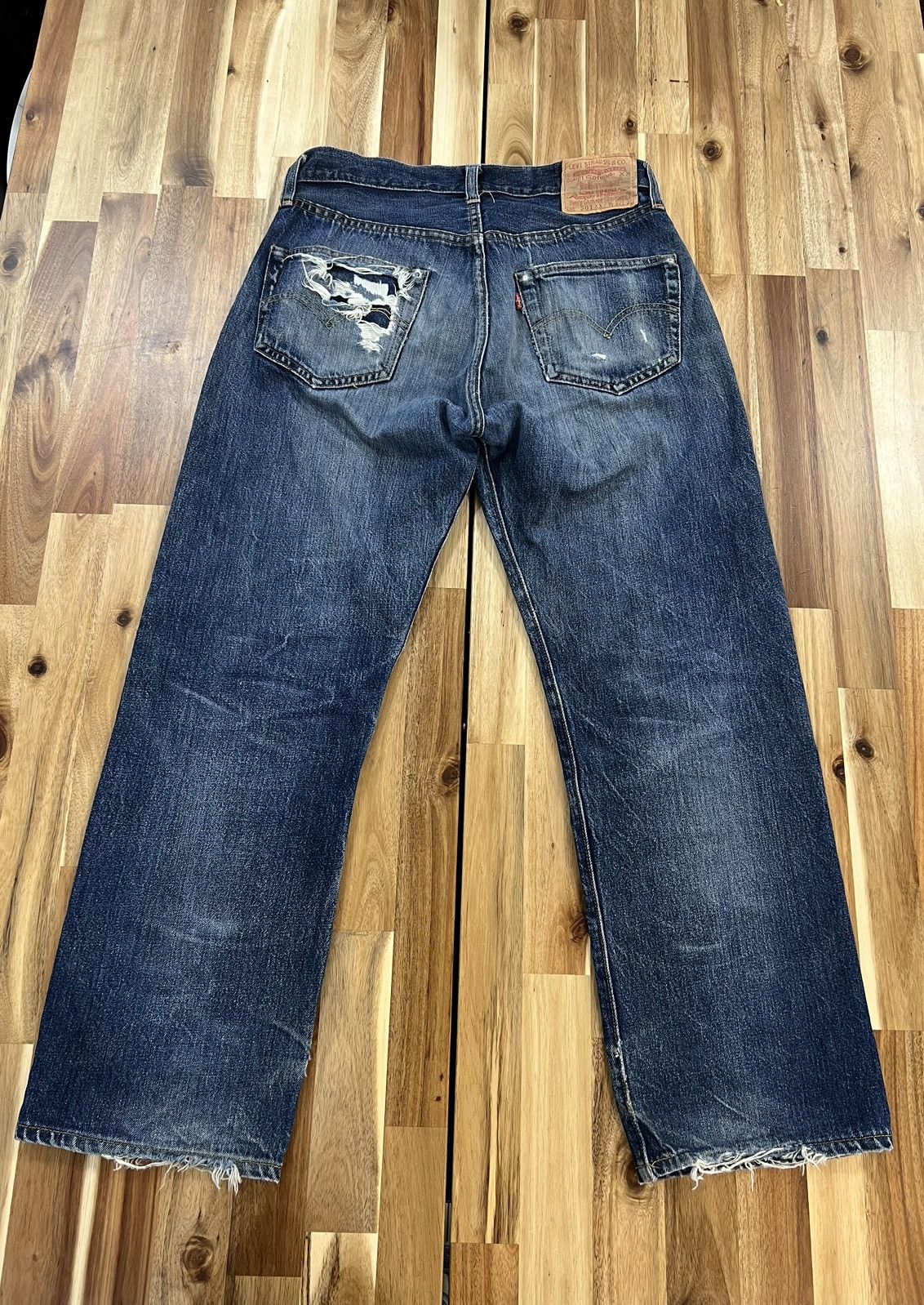 Levi's Vintage Levis 501XX Big E Selvedge Distressed Denim Jeans Size US 31 - 2 Thumbnail
