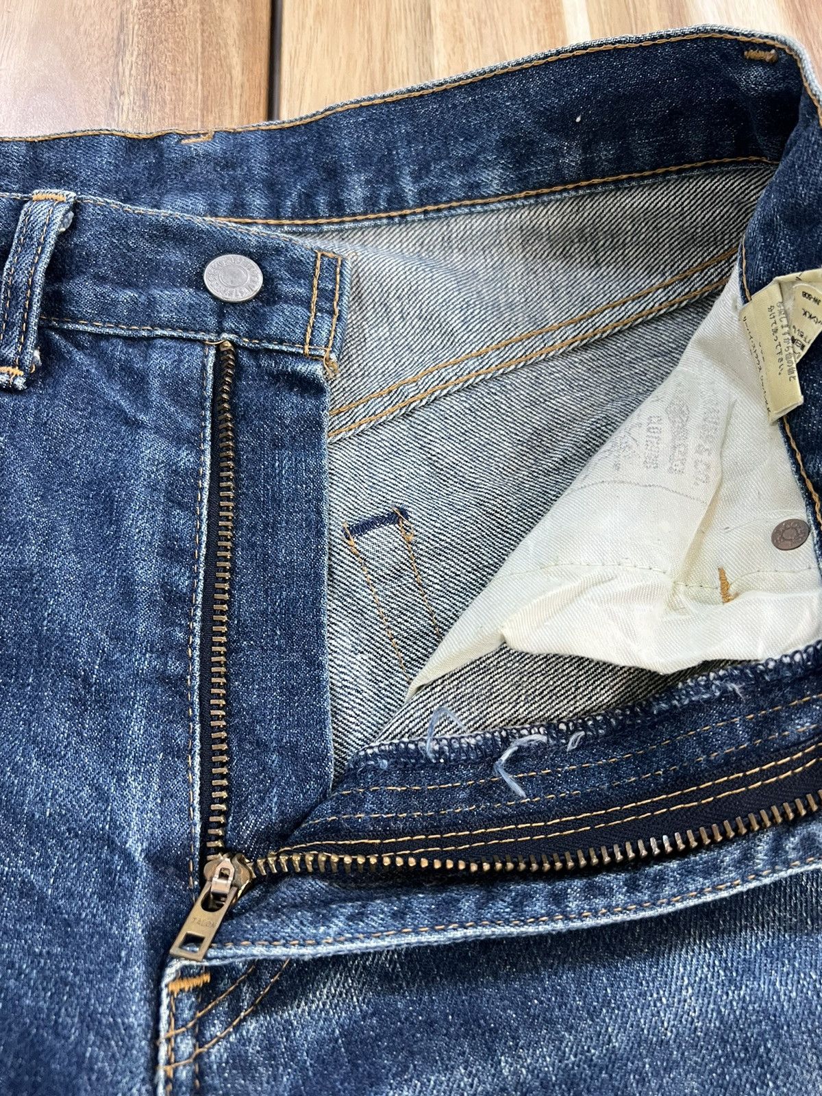 Levi's Vintage Levis 502 Big E Selvedge Distressed Denim Jeans Size US 29 - 7 Thumbnail