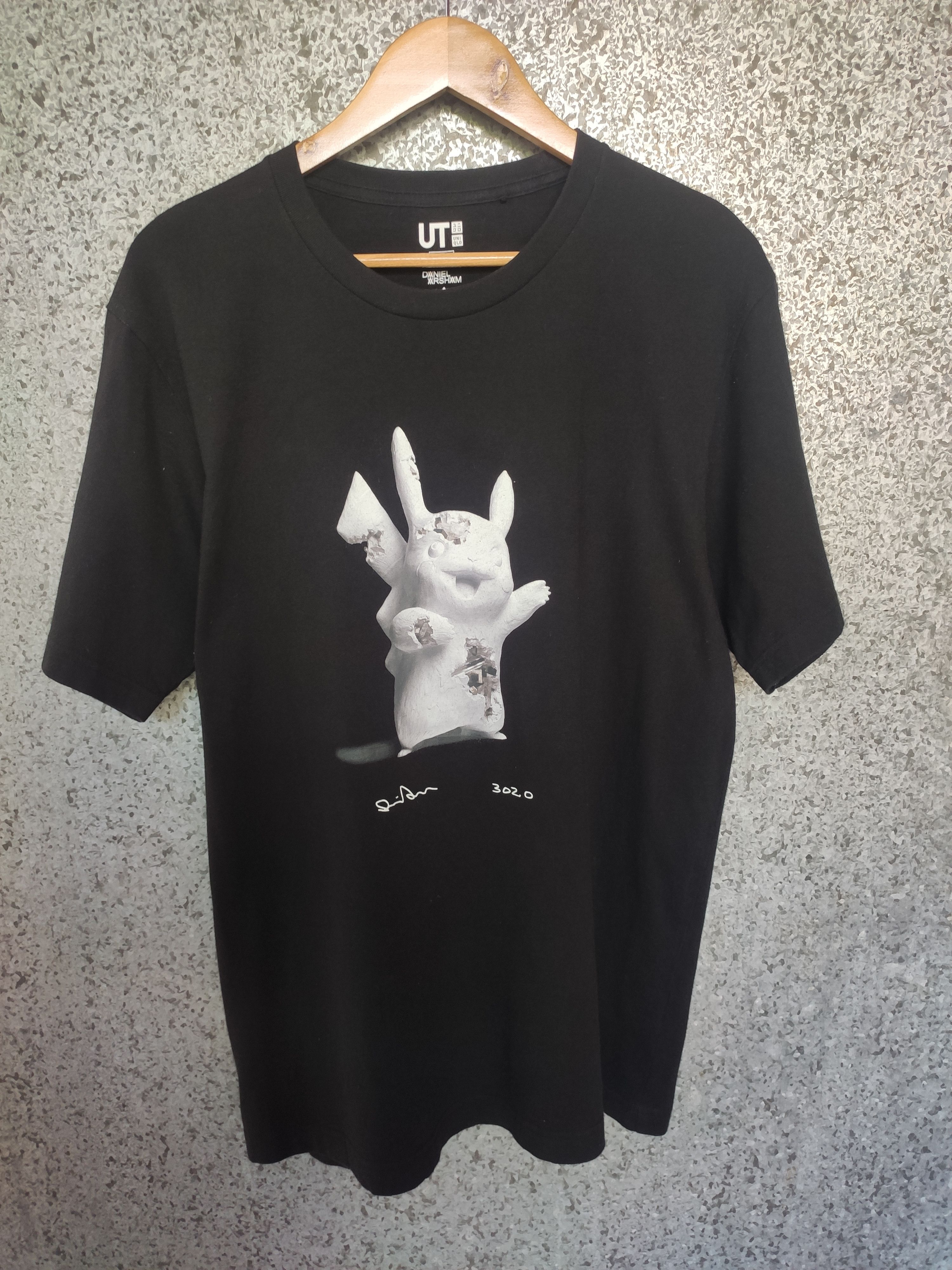 Daniel Arsham × Pokemon × Uniqlo 🔥 Pokemon X Daniel Arsham t shirt Size US L / EU 52-54 / 3 - 2 Thumbnail