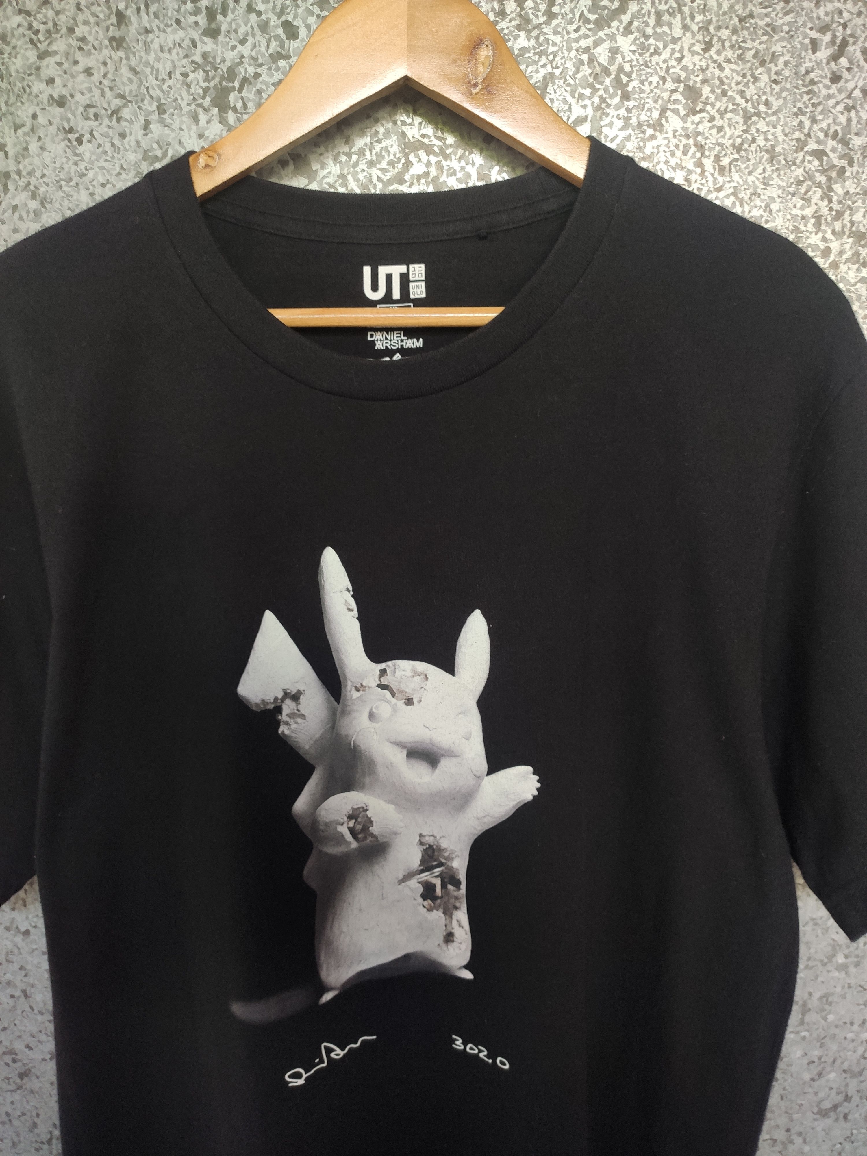 Daniel Arsham × Pokemon × Uniqlo 🔥 Pokemon X Daniel Arsham t shirt Size US L / EU 52-54 / 3 - 1 Thumbnail
