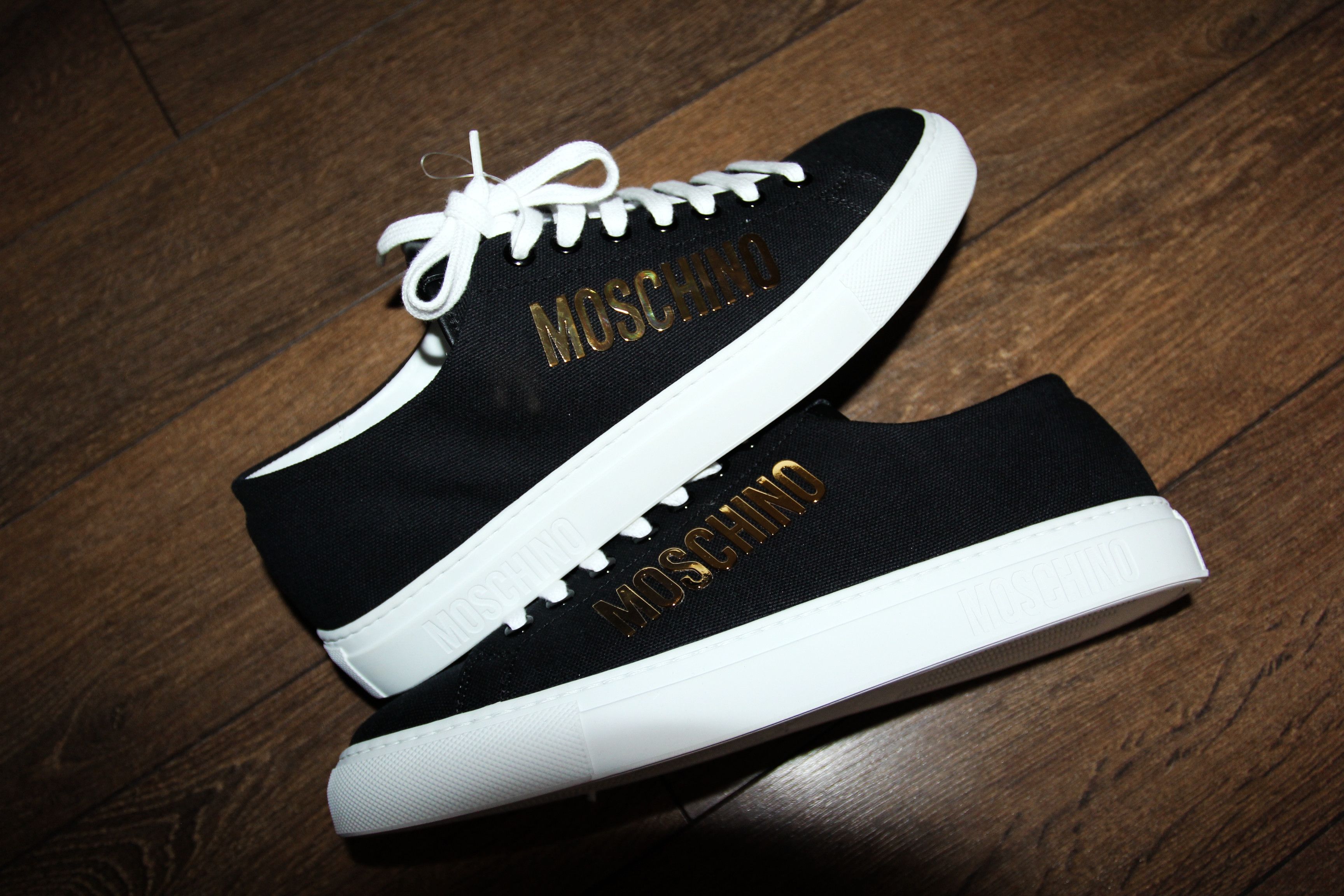 Moschino BNWT AW22 MOSCHINO CANVAS SNEAKERS WITH METAL LOGO 40 Size US 7 / EU 40 - 3 Thumbnail
