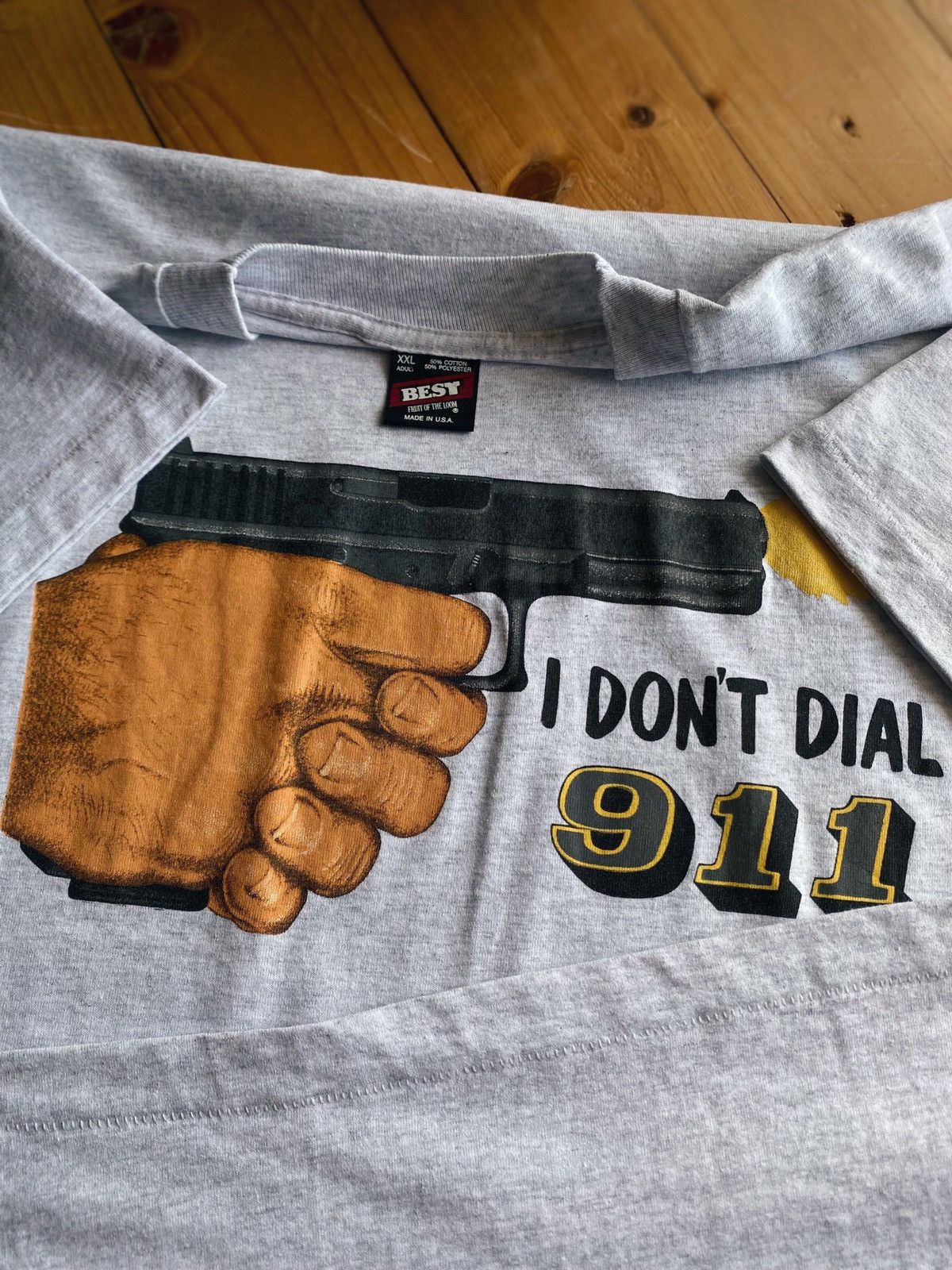 Vintage Vintage ‘I Don’t Dial 911’ T-Shirt Size US XXL / EU 58 / 5 - 3 Thumbnail