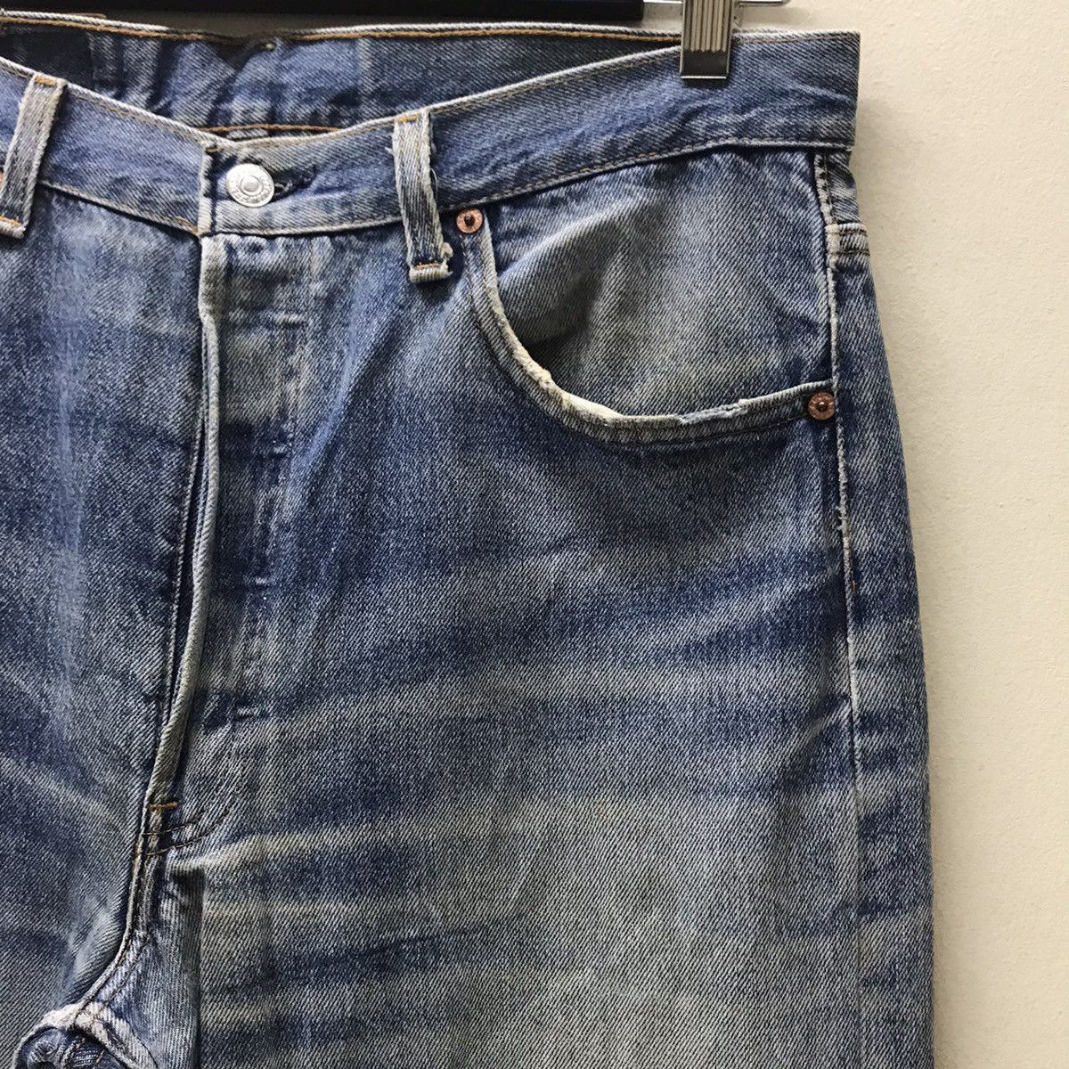 Levi's Vintage 80s Levis 501 Destroy Distressed Dirty Zigzag Jeans Size US 34 / EU 50 - 5 Thumbnail