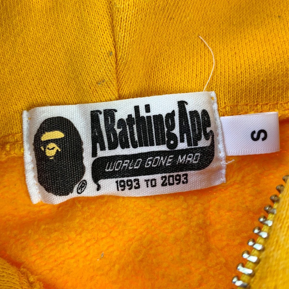 Bape Bape Orange Shark Hoodie Size US S / EU 44-46 / 1 - 4 Thumbnail