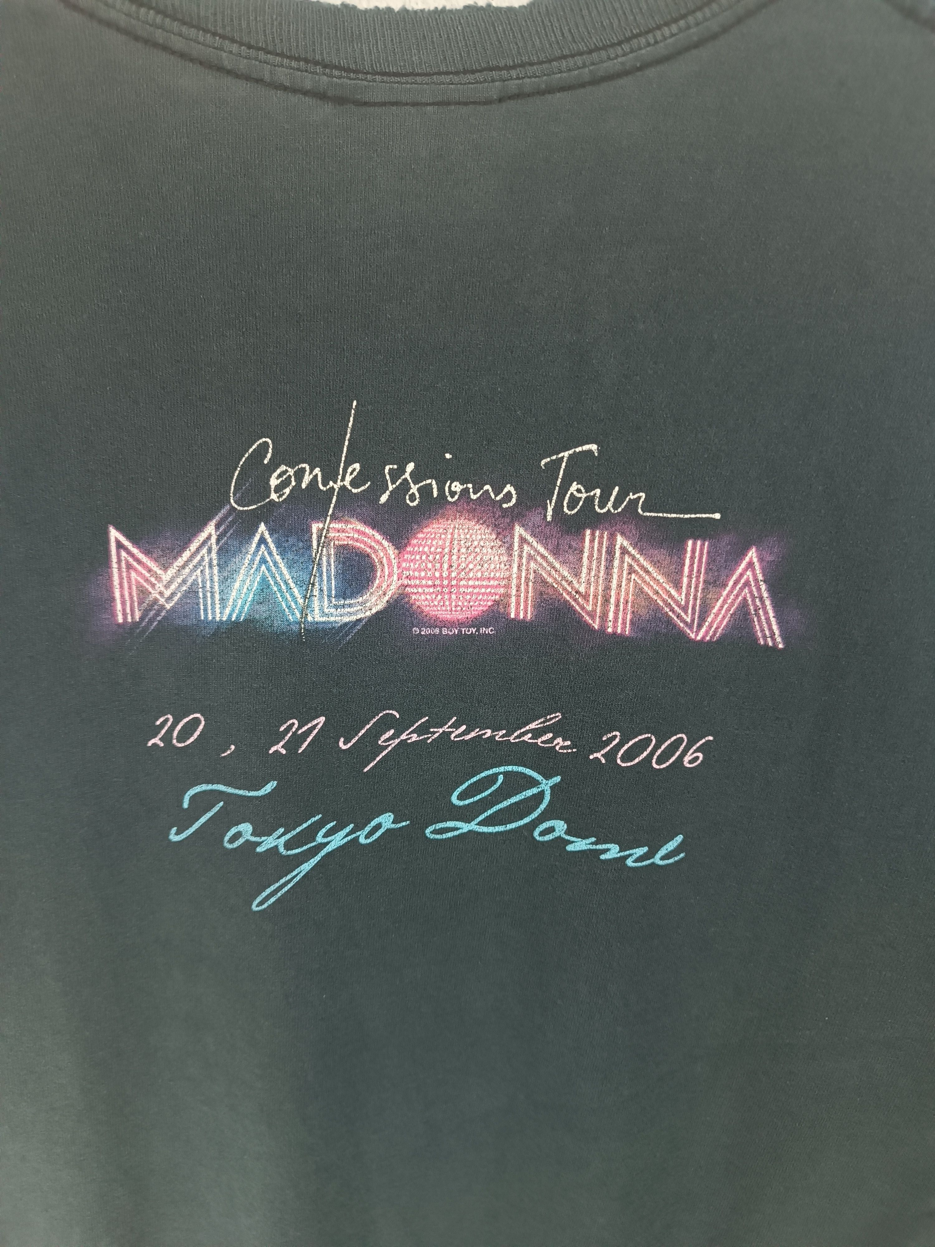 Band Tees THRASH FADED VINTAGE '06 MADONNA TOUR (britney billie janet) Size US M / EU 48-50 / 2 - 12 Thumbnail