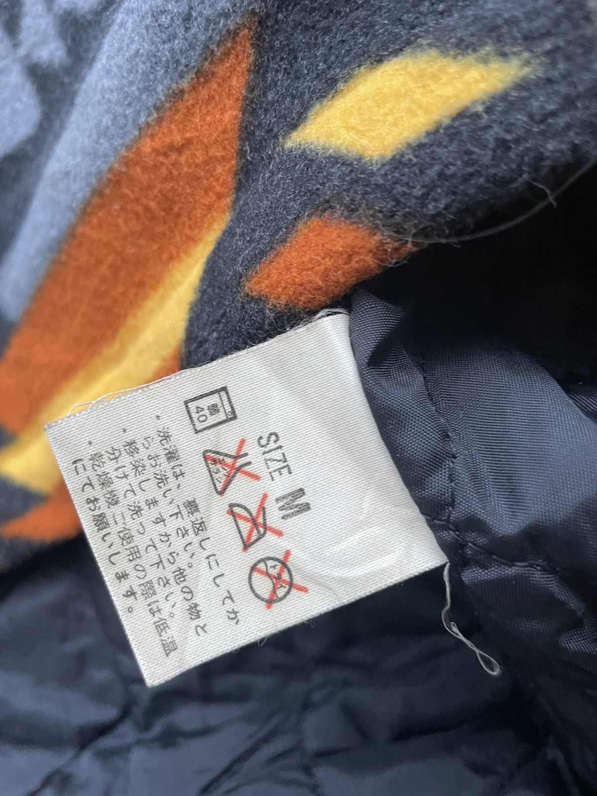 Le Grande Bleu (L.G.B.) Vintage Levis 1994 Native Outdoor Jacket Size US XL / EU 56 / 4 - 10 Thumbnail