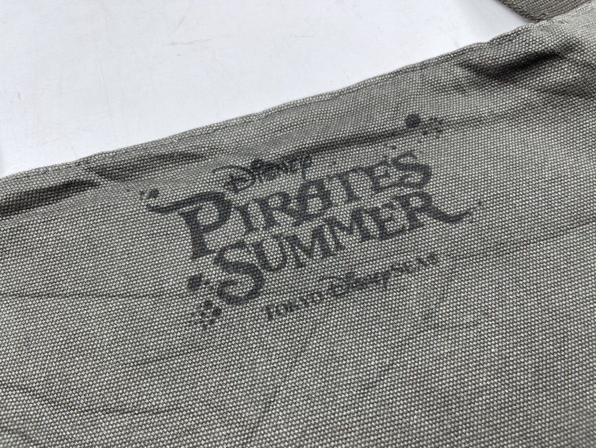 Disney pirate skulls shoulder bag sling bag t3 Size ONE SIZE - 6 Thumbnail