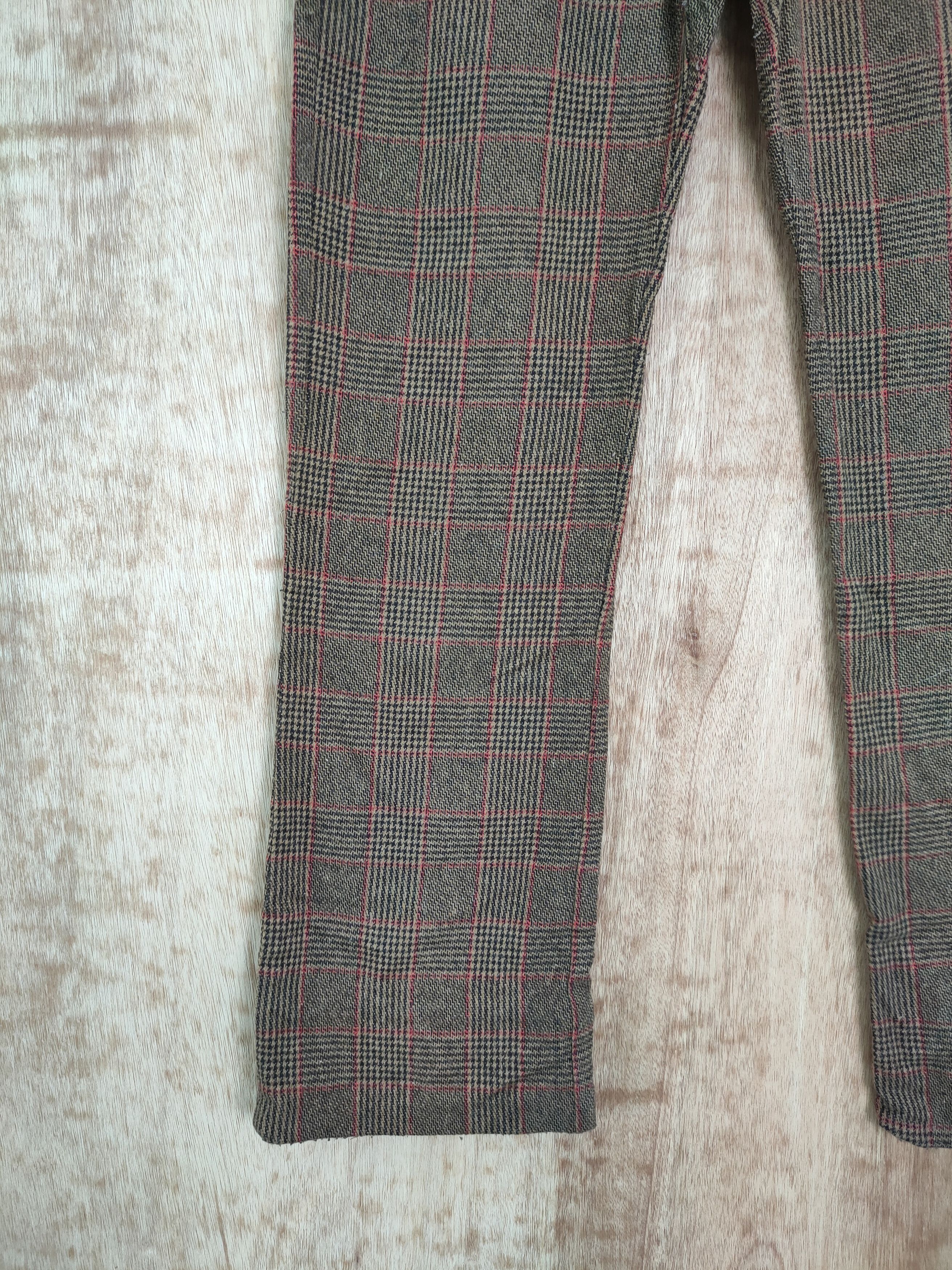 Calvin Klein Calvin Klein checkered punk like burberry pants #701 Size US 26 / EU 42 - 2 Thumbnail