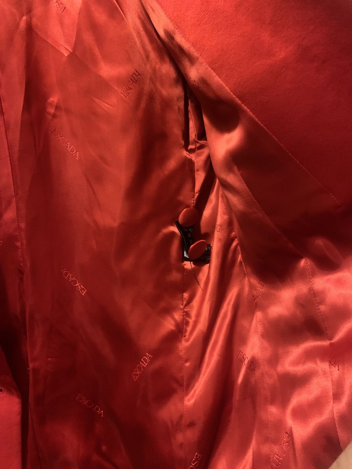 Escada ESCADA red silk satin lapel blazer Size XS / US 0-2 / IT 36-38 - 11 Thumbnail