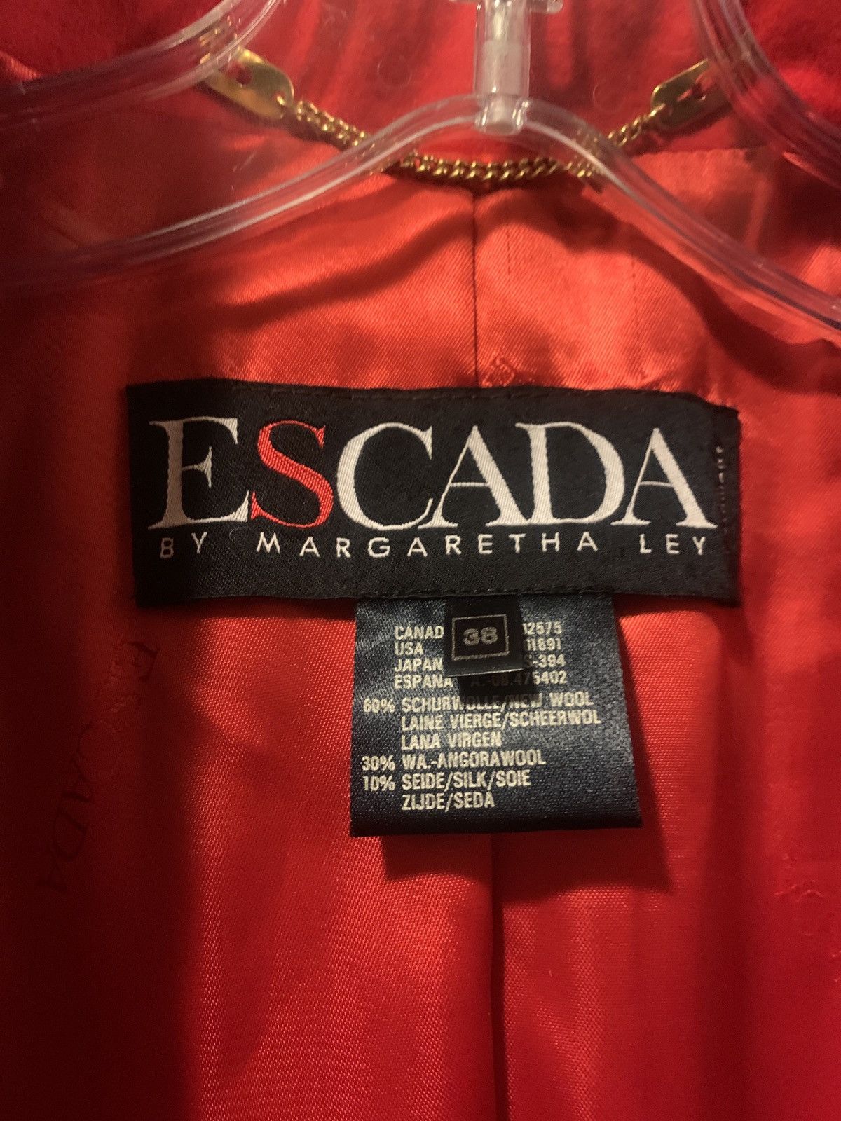 Escada ESCADA red silk satin lapel blazer Size XS / US 0-2 / IT 36-38 - 9 Thumbnail