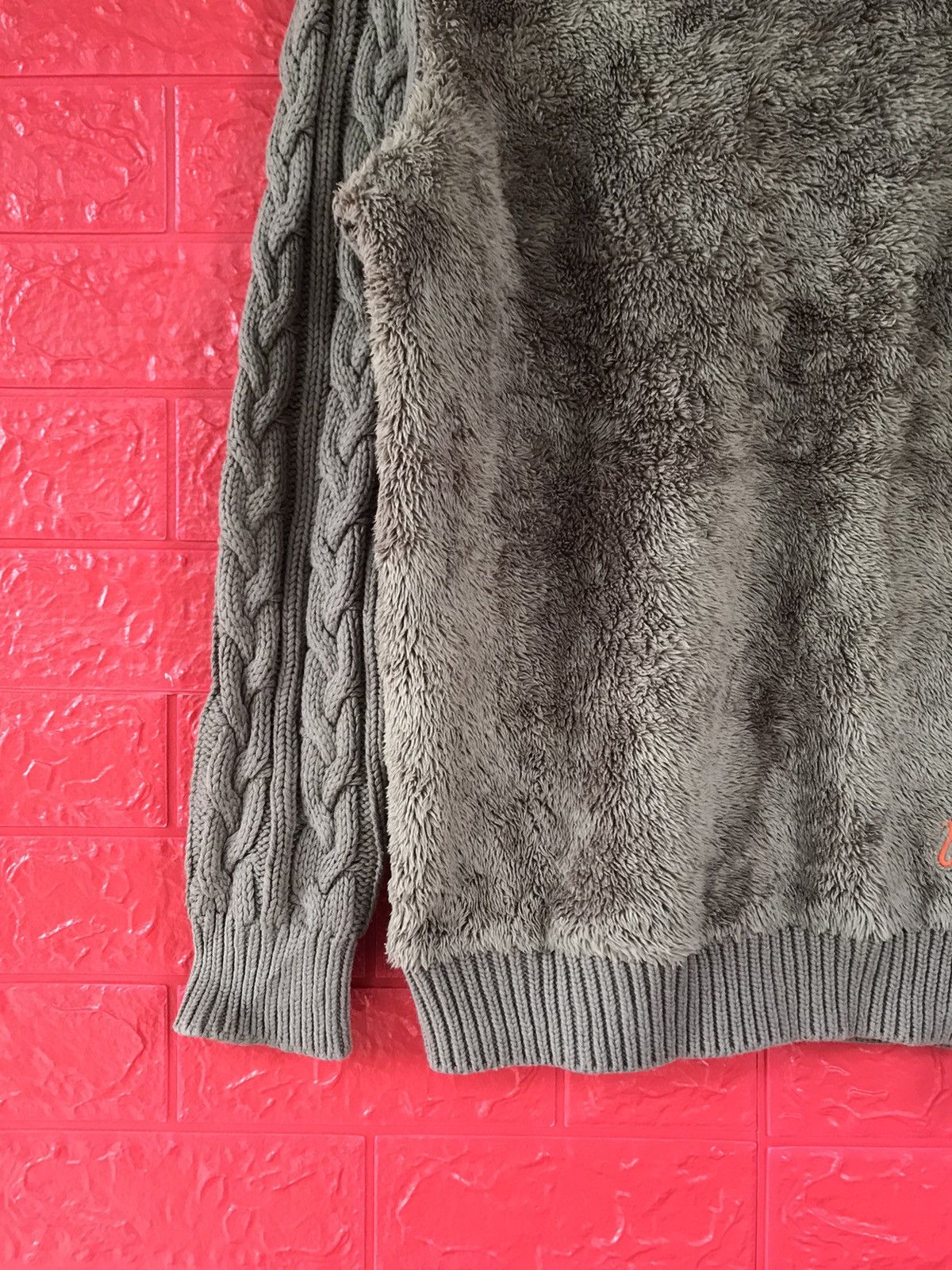 Japanese Brand × Undercover × Uniqlo UU Uniqlo Undercover Fleece Crewneck Sweatshirts Size US S / EU 44-46 / 1 - 5 Thumbnail