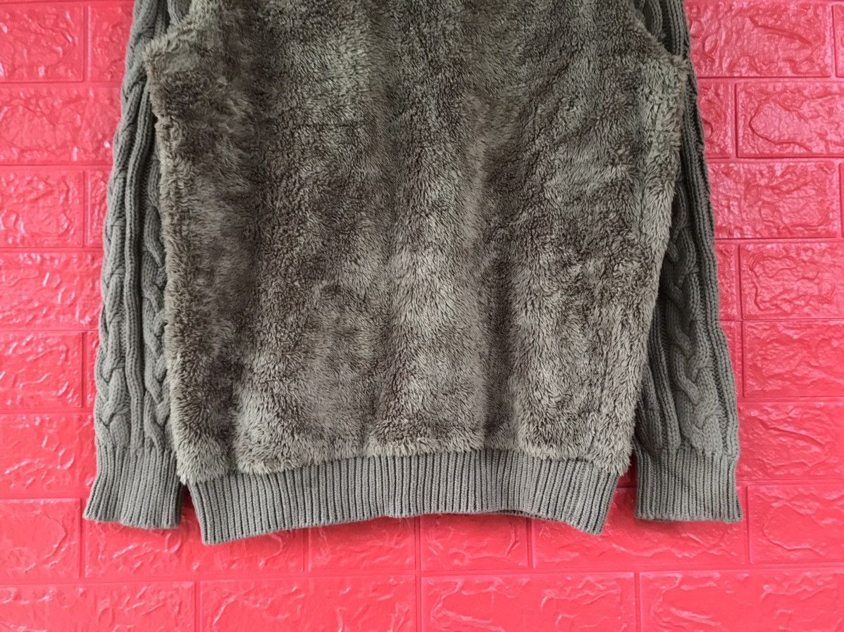 Japanese Brand × Undercover × Uniqlo UU Uniqlo Undercover Fleece Crewneck Sweatshirts Size US S / EU 44-46 / 1 - 7 Thumbnail