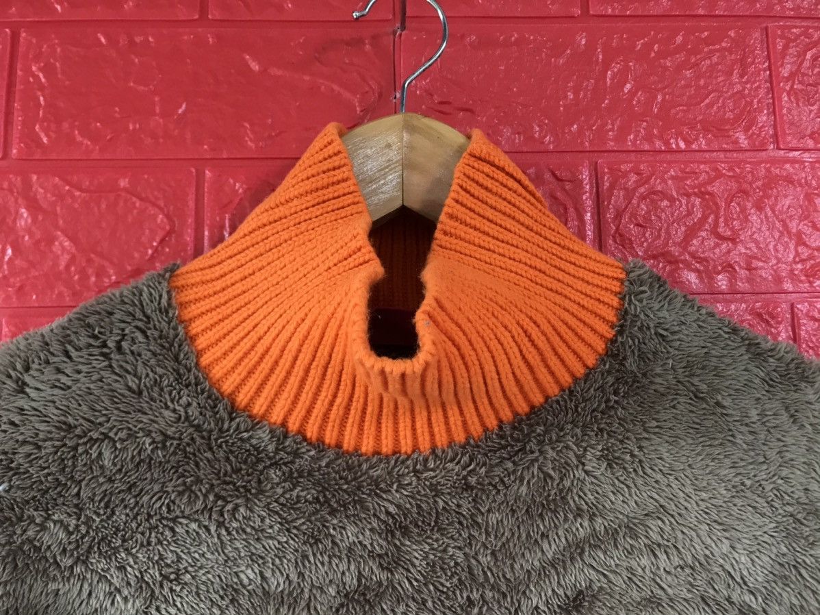 Japanese Brand × Undercover × Uniqlo UU Uniqlo Undercover Fleece Crewneck Sweatshirts Size US S / EU 44-46 / 1 - 8 Thumbnail