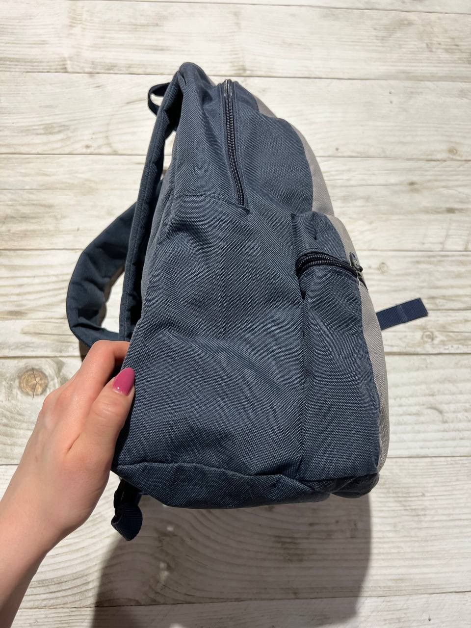 Nike Vintage Nike Air Backpack 90s Swoosh Big Logo Grey/Blue Size ONE SIZE - 8 Thumbnail