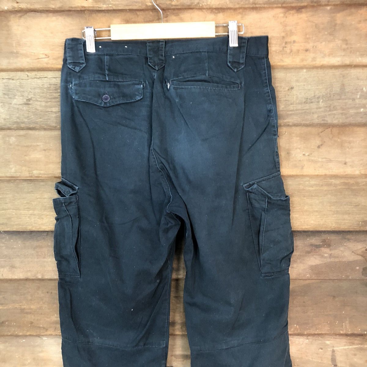 Japanese Brand Japanese Brand Dark Blue utility Cargo Pants #7063 Size US 32 / EU 48 - 11 Thumbnail