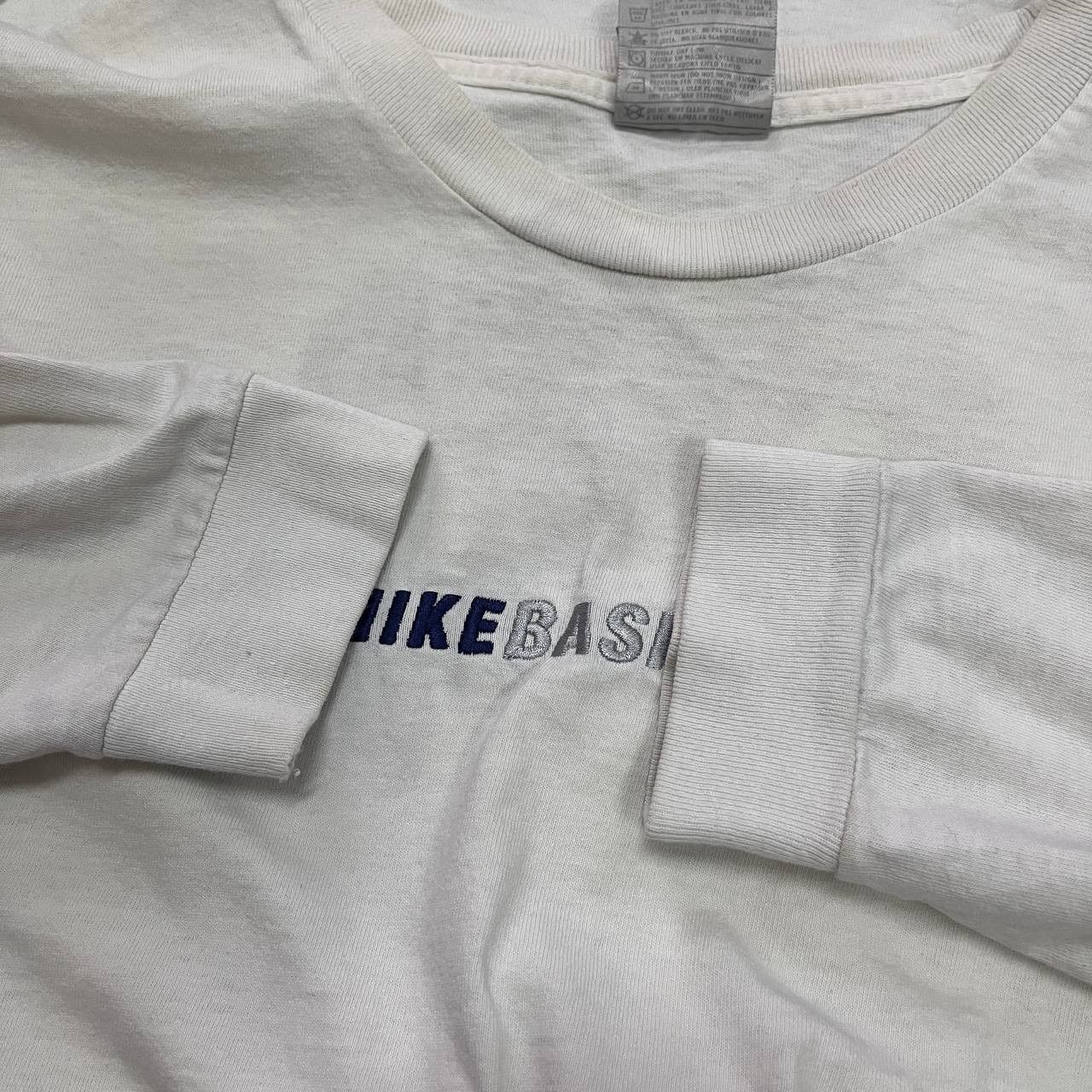 Nike × Vintage Nike Basketball Vintage Y2K Long Sleeves Size US L / EU 52-54 / 3 - 6 Thumbnail
