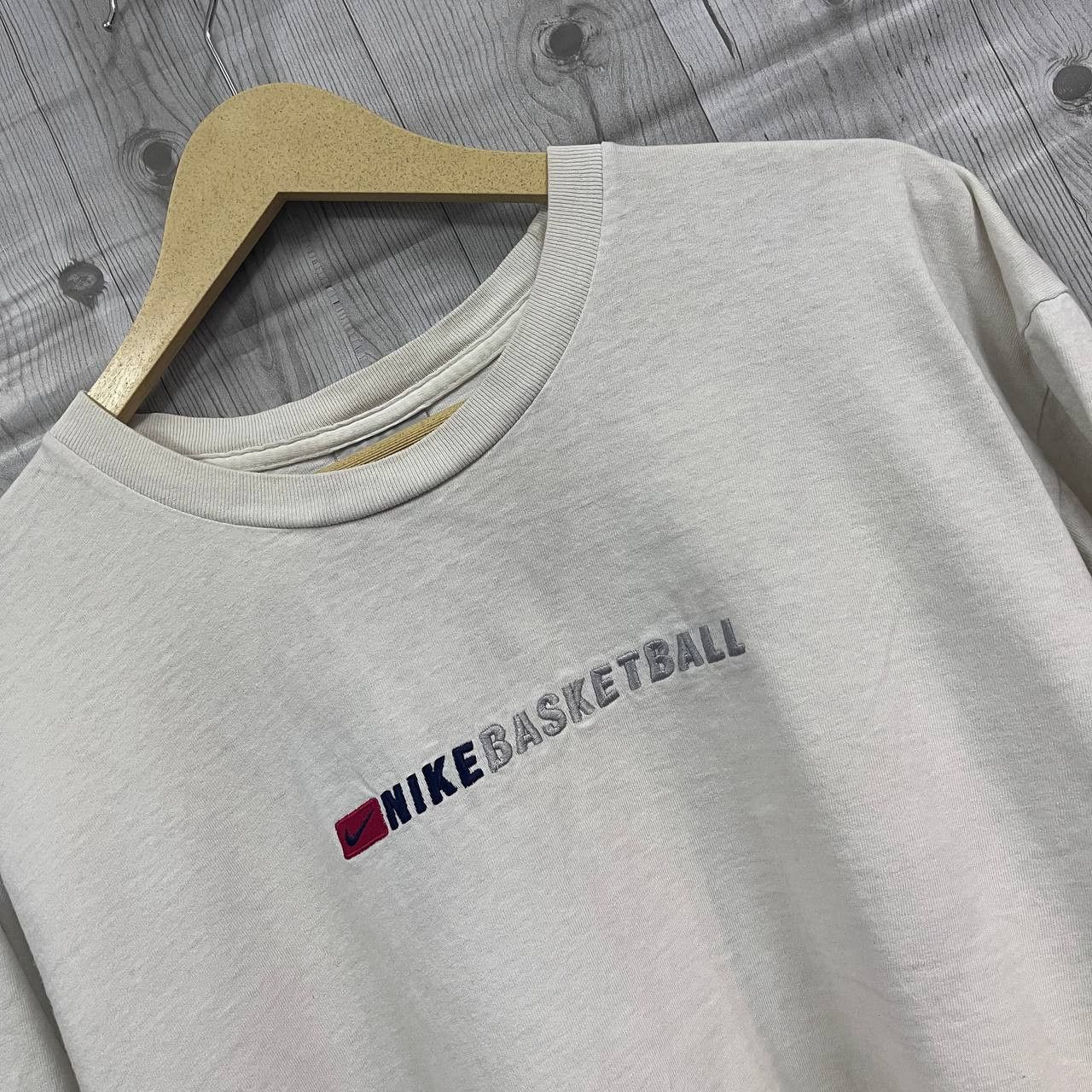 Nike × Vintage Nike Basketball Vintage Y2K Long Sleeves Size US L / EU 52-54 / 3 - 2 Thumbnail