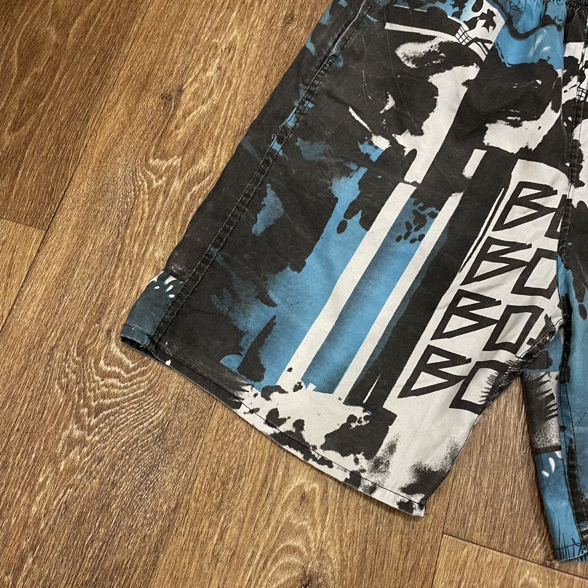 Vintage Vintage Y2K Art Streetwear Hawaiian Shorts Size US 30 / EU 46 - 4 Thumbnail