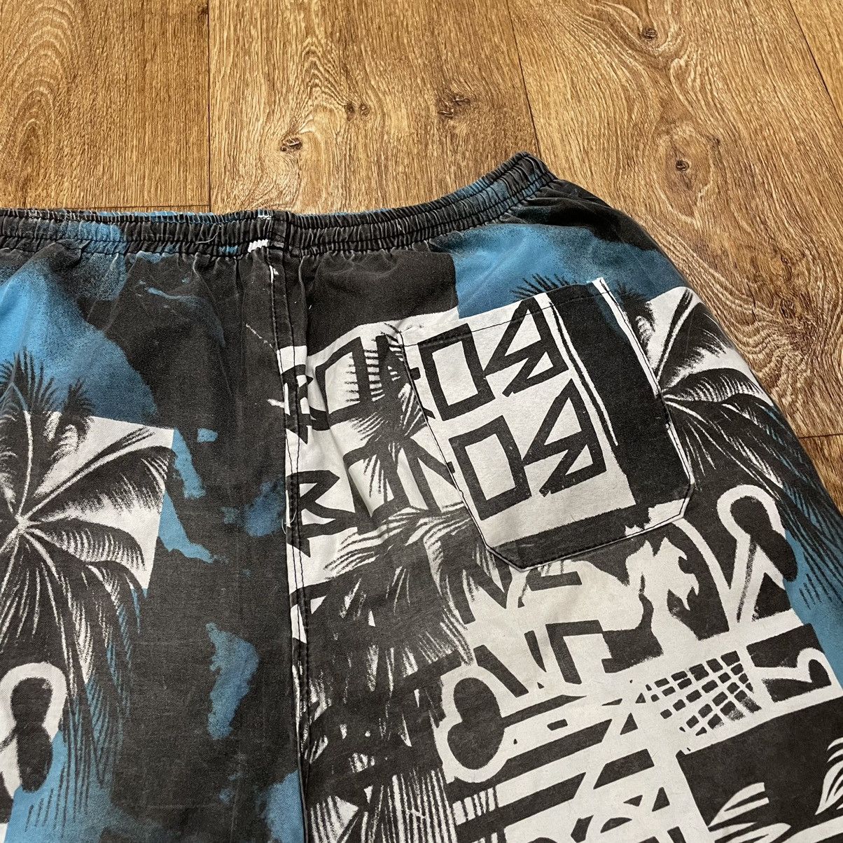Vintage Vintage Y2K Art Streetwear Hawaiian Shorts Size US 30 / EU 46 - 8 Thumbnail
