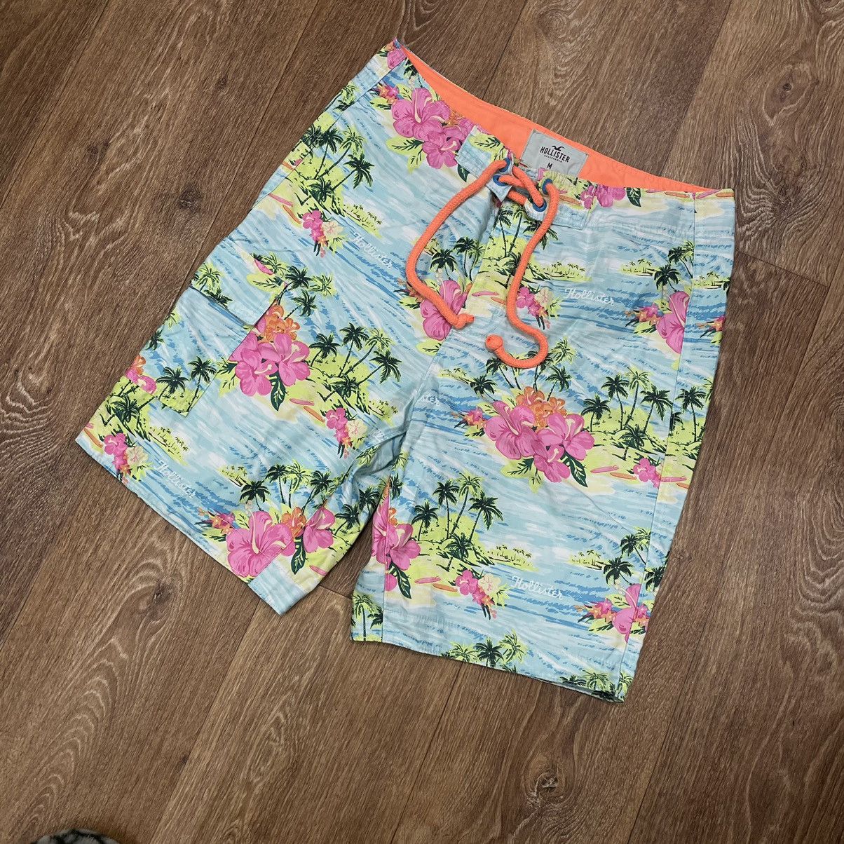 Vintage Vintage 90s Floral All Over Print Hawaiian Shorts Streetwear Size US 32 / EU 48 - 1 Thumbnail