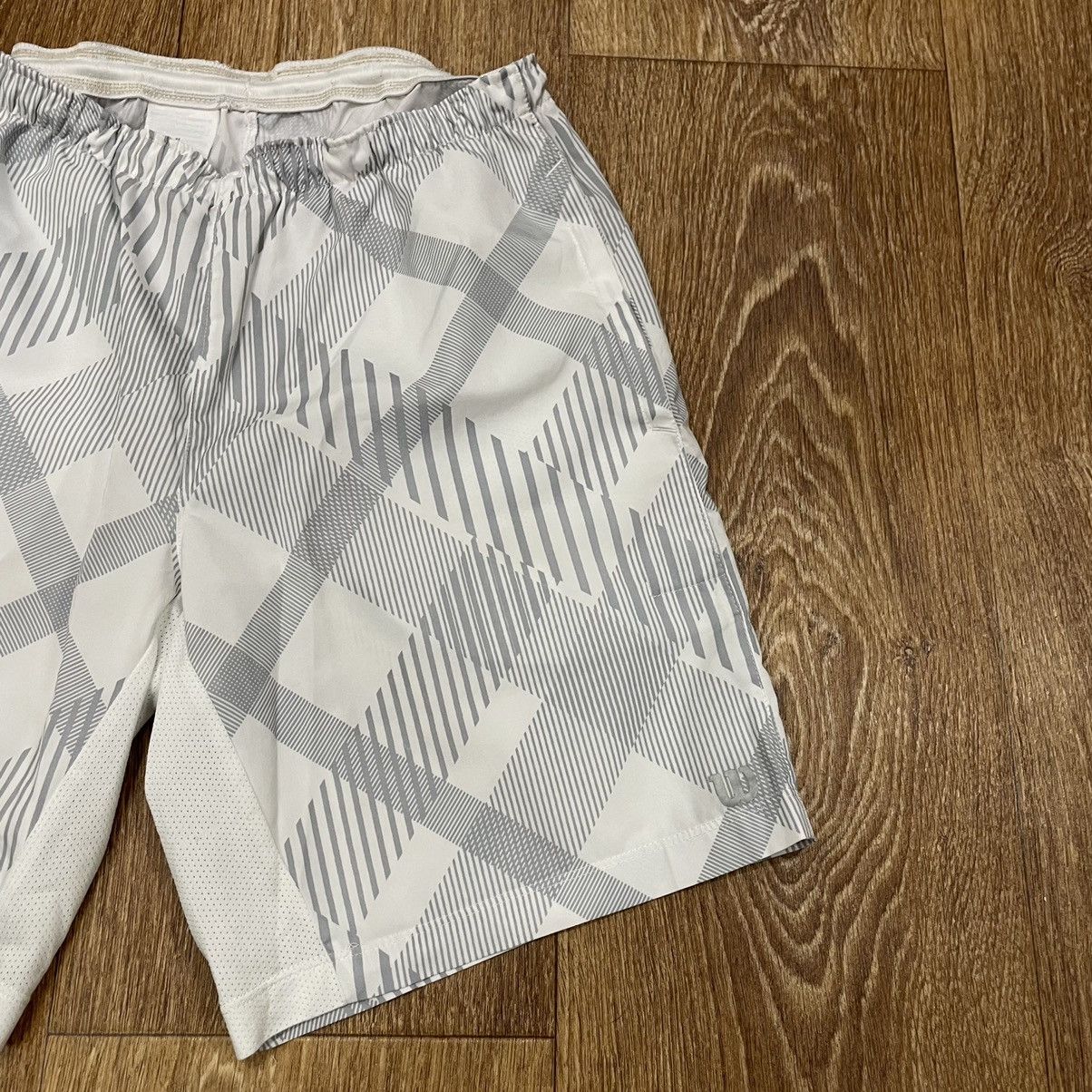 Vintage Vintage Y2K Art Streetwear Hawaiian Shorts crocodiles Size US 30 / EU 46 - 3 Thumbnail