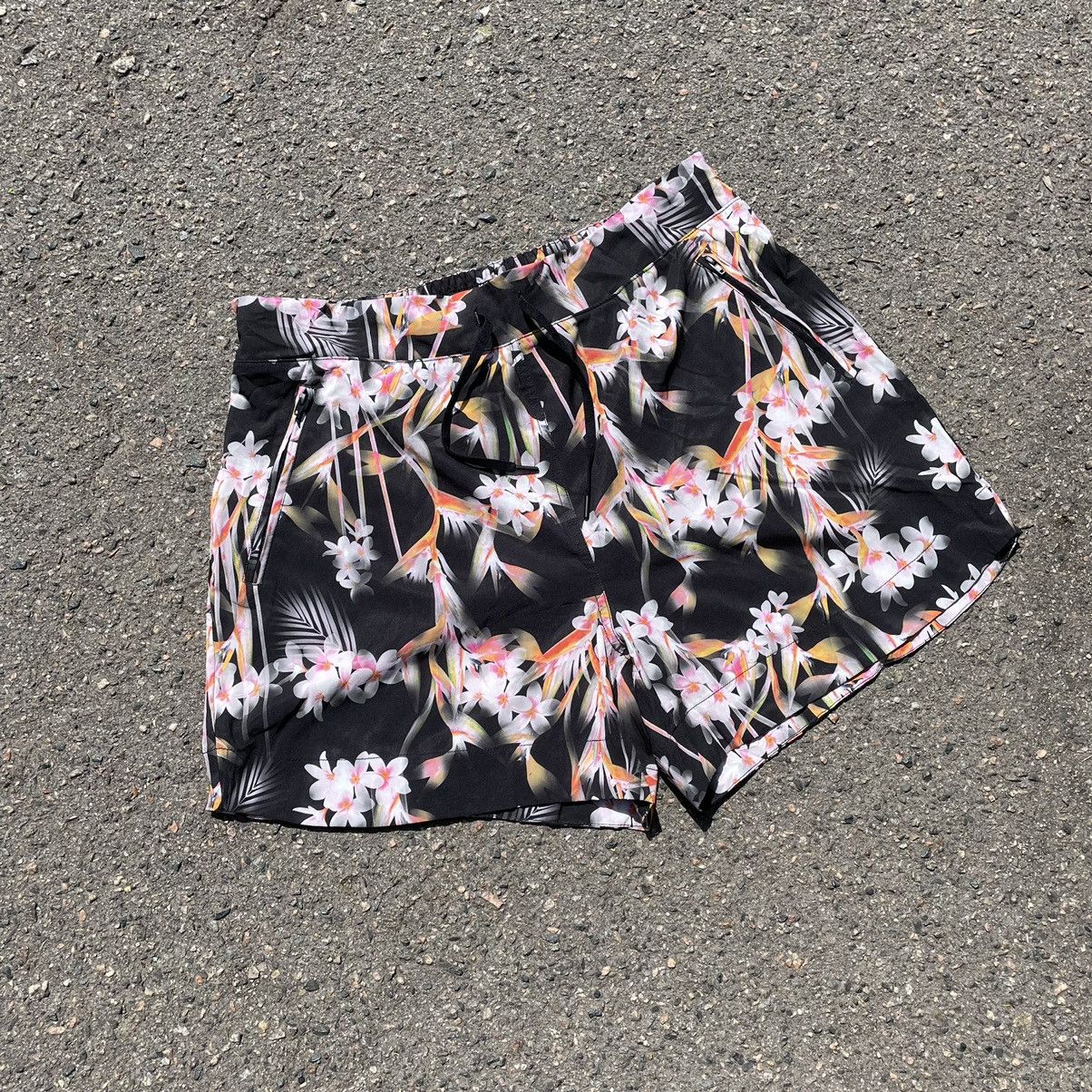 Beauty Beast Vintage 90s Art Streetwear Shorts Summer Kanye Travis Style Size US 34 / EU 50 - 4 Thumbnail
