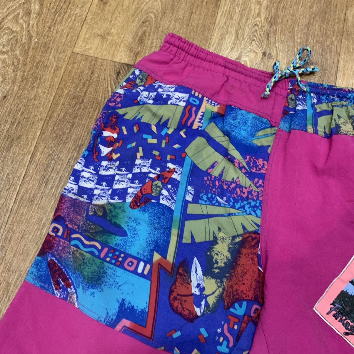 Beauty Beast Vintage 90s Art Streetwear Shorts Summer Kanye Travis Style Size US 33 - 4 Thumbnail
