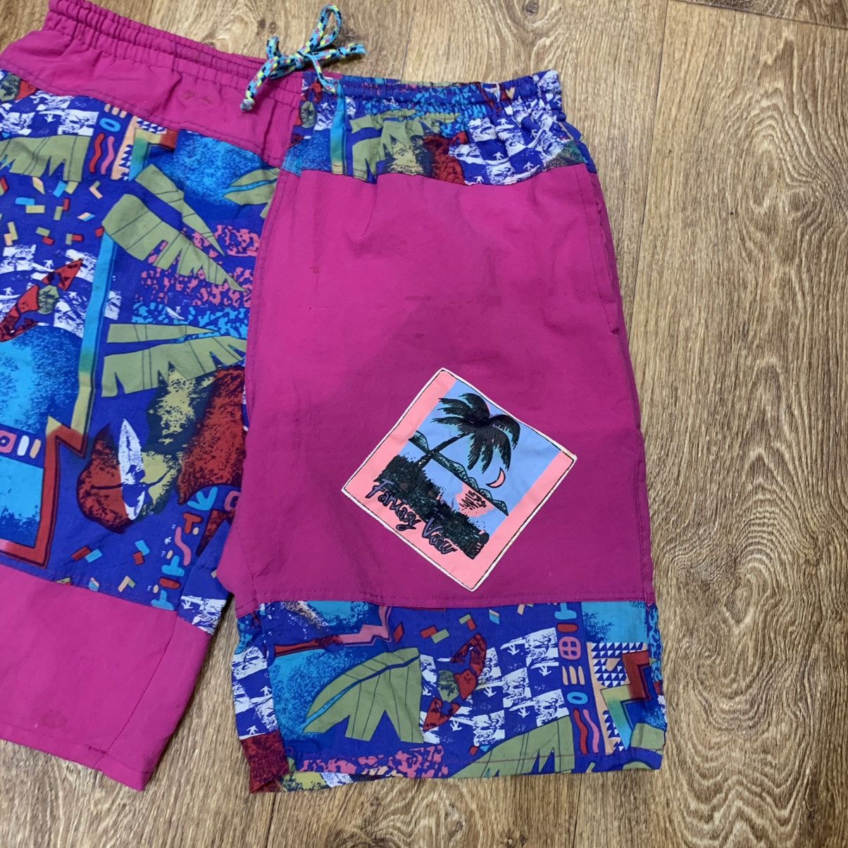 Beauty Beast Vintage 90s Art Streetwear Shorts Summer Kanye Travis Style Size US 33 - 2 Thumbnail