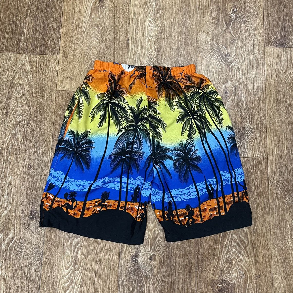 Vintage Vintage 90s Palm Tree All Over Print Baggy Shorts Rave Y2K 2 Size US 29 - 1 Thumbnail