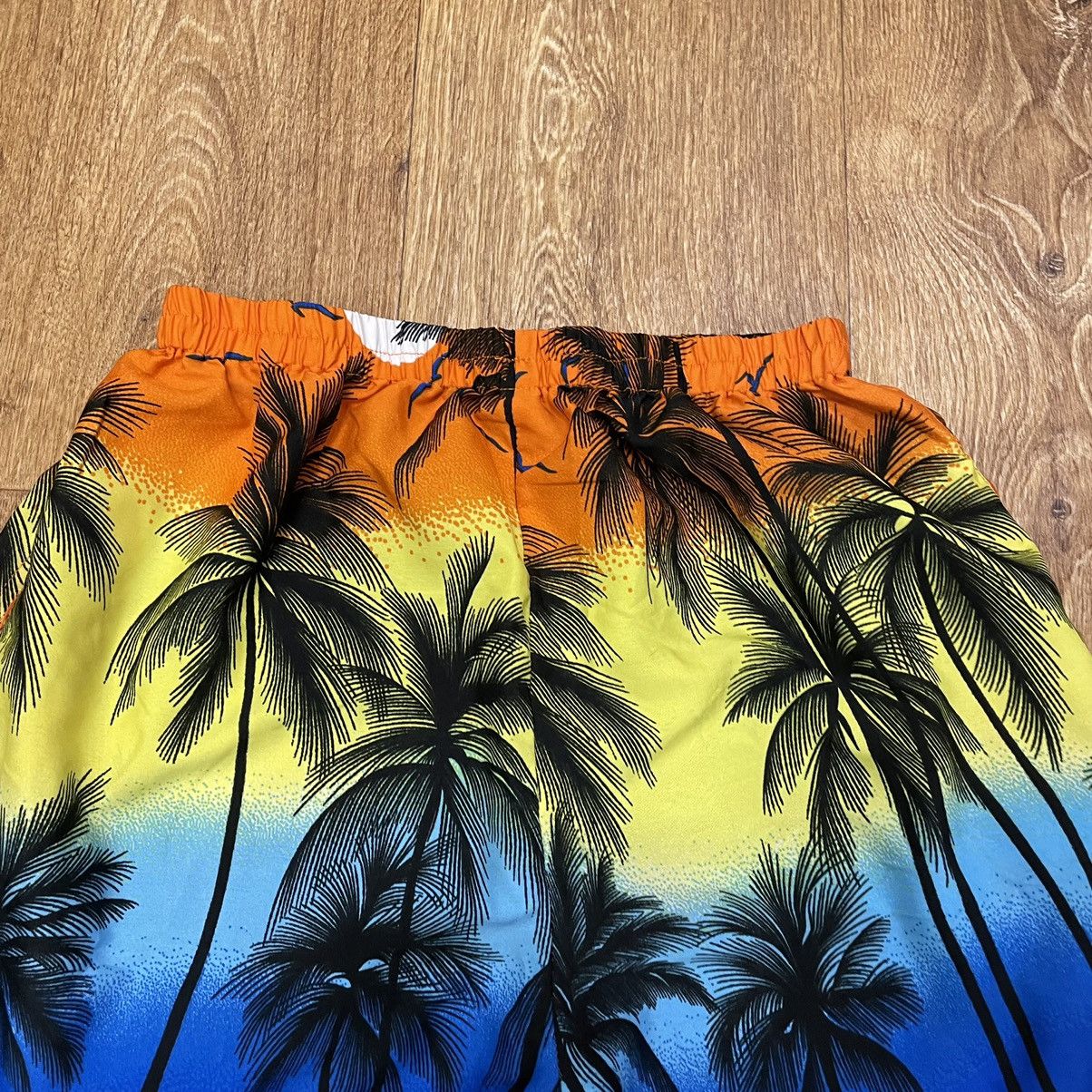 Vintage Vintage 90s Palm Tree All Over Print Baggy Shorts Rave Y2K 2 Size US 29 - 4 Thumbnail