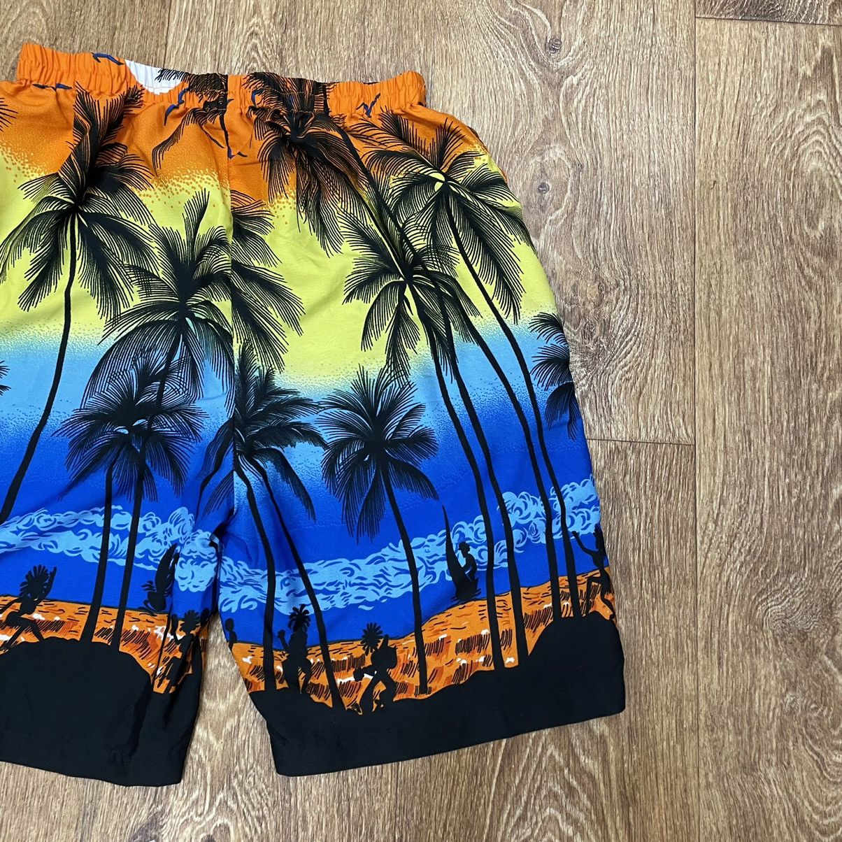 Vintage Vintage 90s Palm Tree All Over Print Baggy Shorts Rave Y2K 2 Size US 29 - 2 Thumbnail