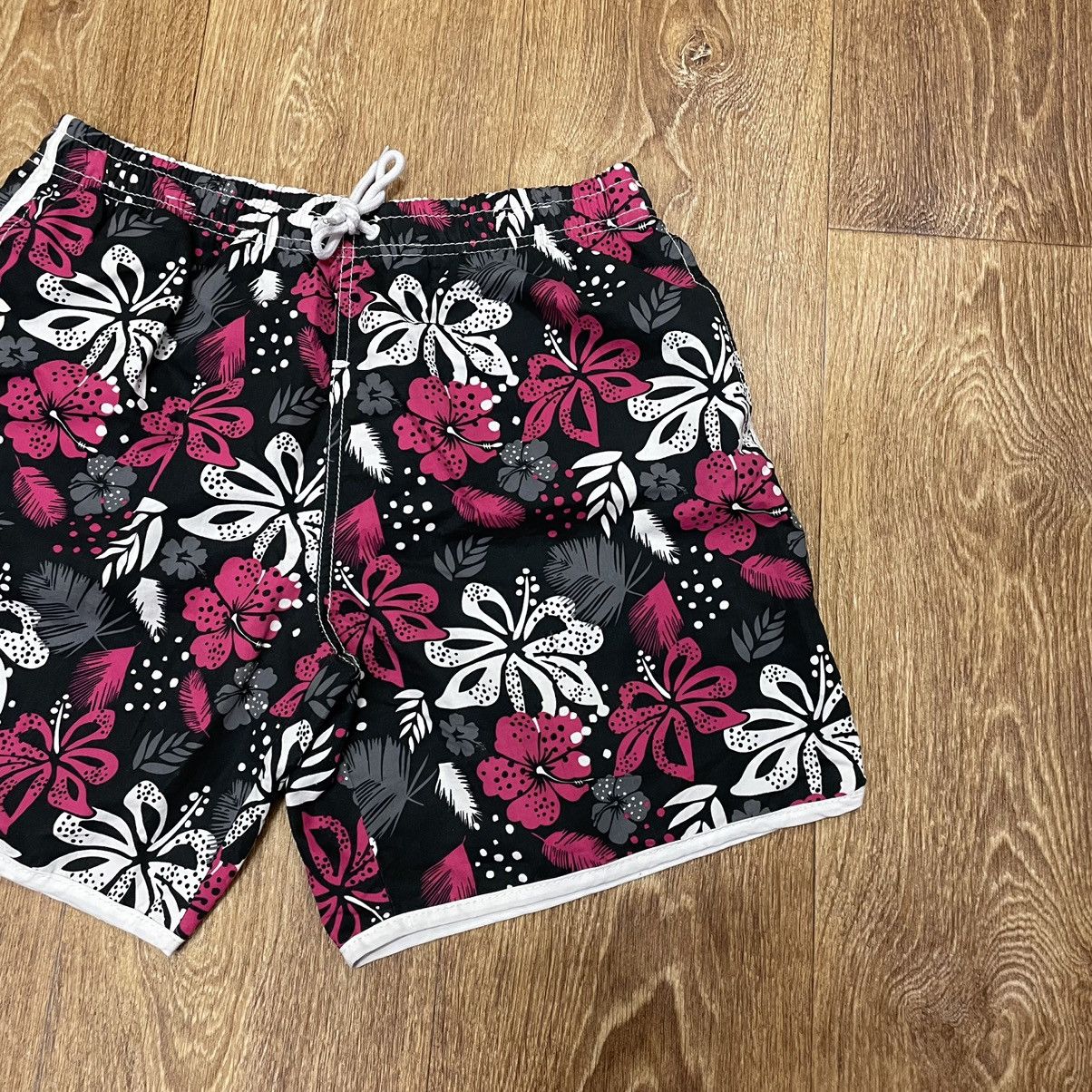 Vintage Vintage 90s Art Streetwear Shorts Summer Kanye Travis Style Size US 32 / EU 48 - 2 Thumbnail