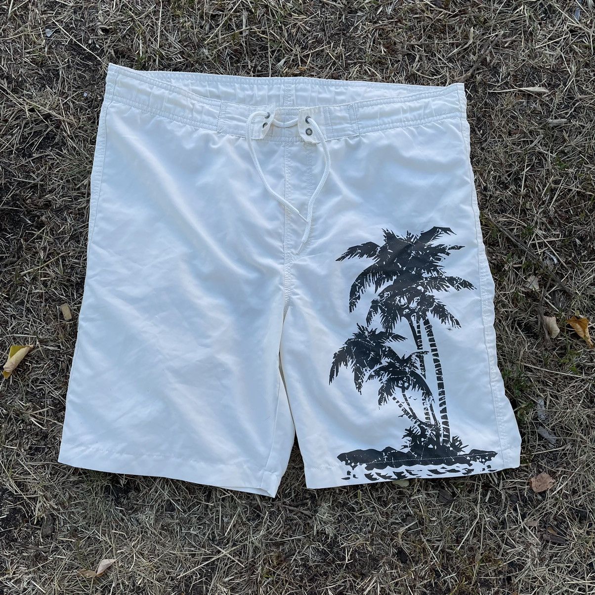Vintage Vintage 90s Palm Tree Graphic Shorts Y2K Streetwear Boxy 31 Size US 31 - 1 Thumbnail