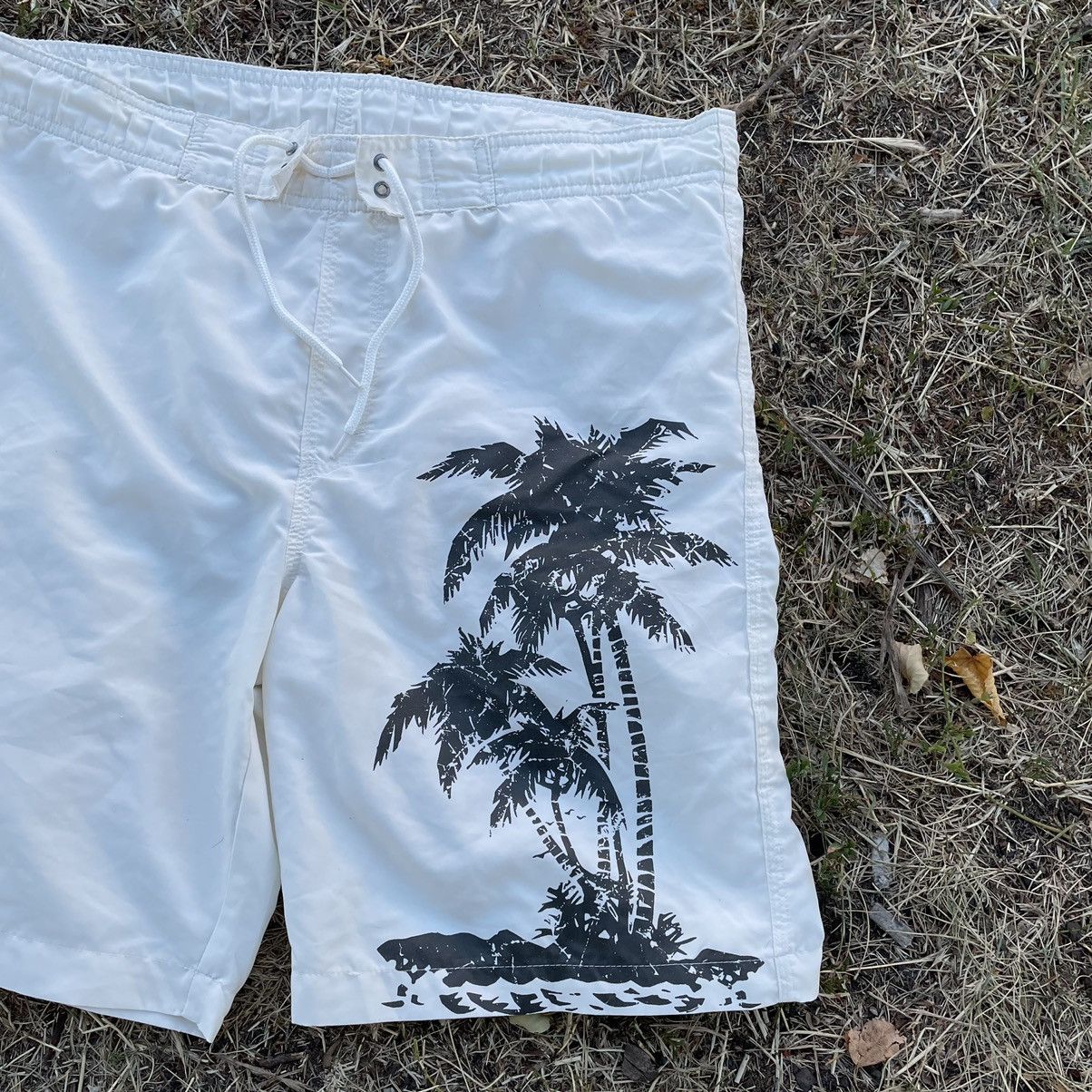 Vintage Vintage 90s Palm Tree Graphic Shorts Y2K Streetwear Boxy 31 Size US 31 - 2 Thumbnail