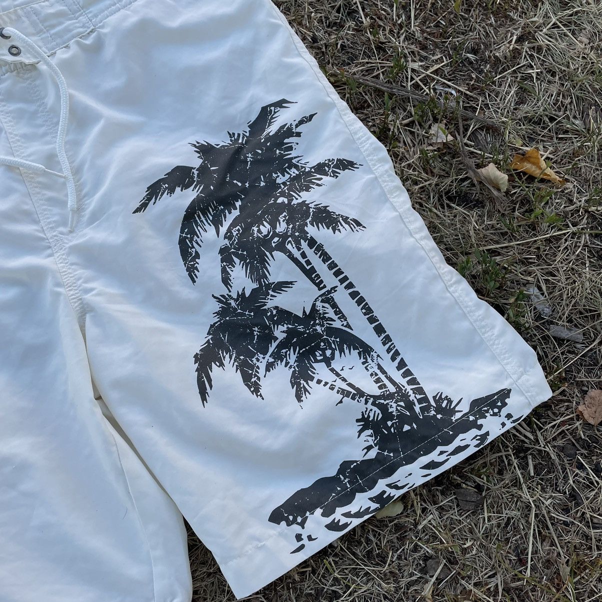 Vintage Vintage 90s Palm Tree Graphic Shorts Y2K Streetwear Boxy 31 Size US 31 - 3 Thumbnail