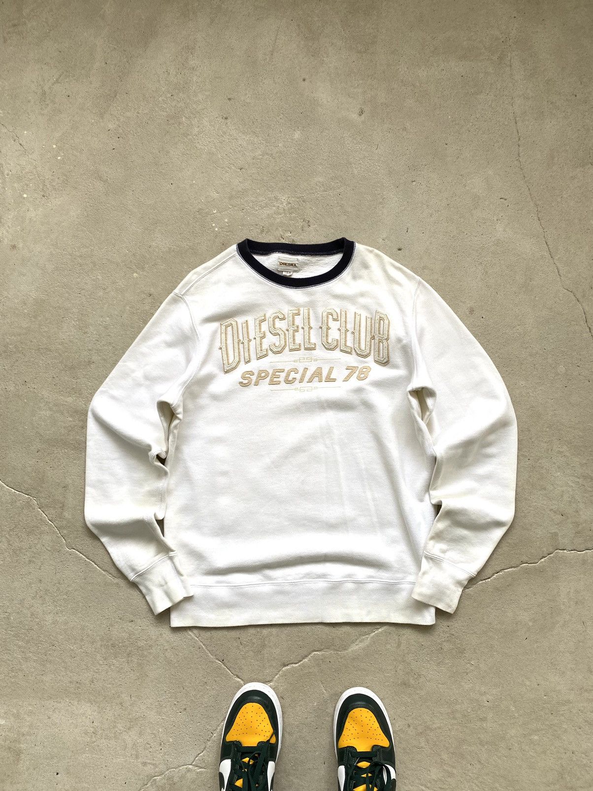 Diesel Y2K Vintage Diesel Sweatshirt Y2K Retro Hype Size US XL / EU 56 / 4 - 1 Thumbnail