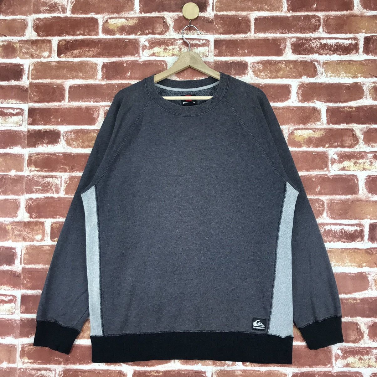 90’s Quiksilver Small Logo Sweatshirt