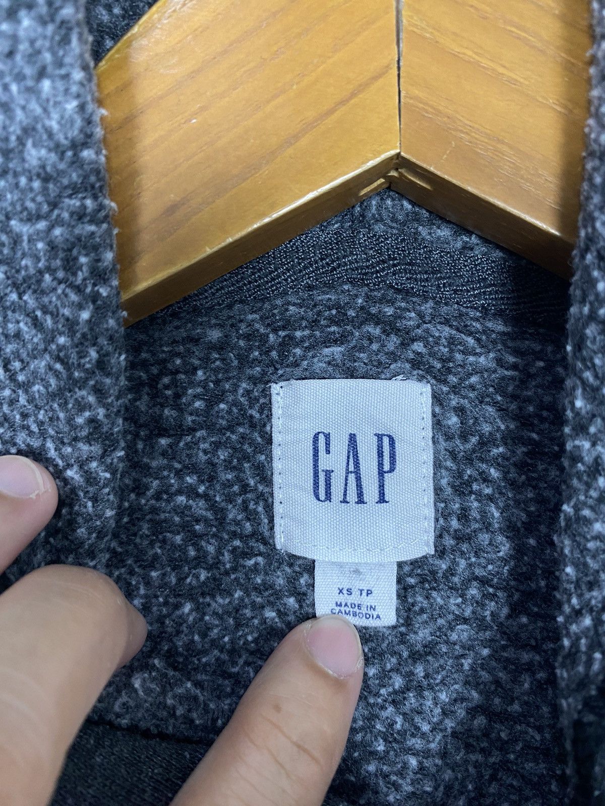 Gap Rare‼️ Gap Hoodie Embroidery Usa Flag Logo Size US XS / EU 42 / 0 - 3 Thumbnail