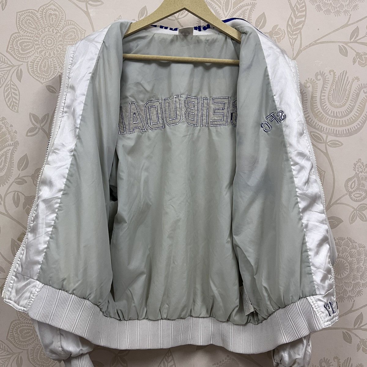 Adidas × Descente × Vintage Adidas Descente Japan Tracksuit Sweater Light Jacket Vintage Size US L / EU 52-54 / 3 - 14 Thumbnail