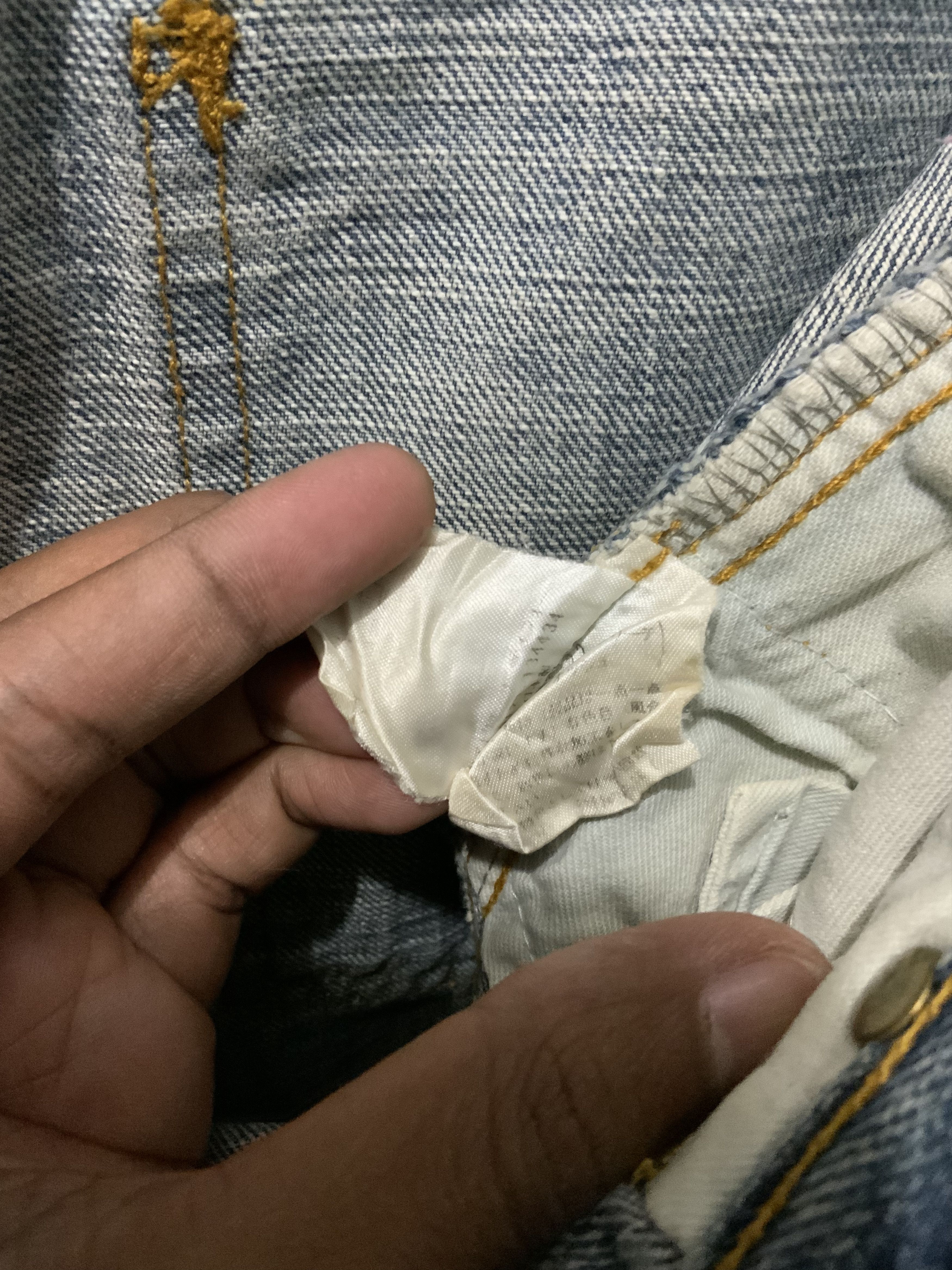 Japanese Brand Vintage Distressed Lois Crayon Japan Denim Jean Size US 31 - 16 Thumbnail