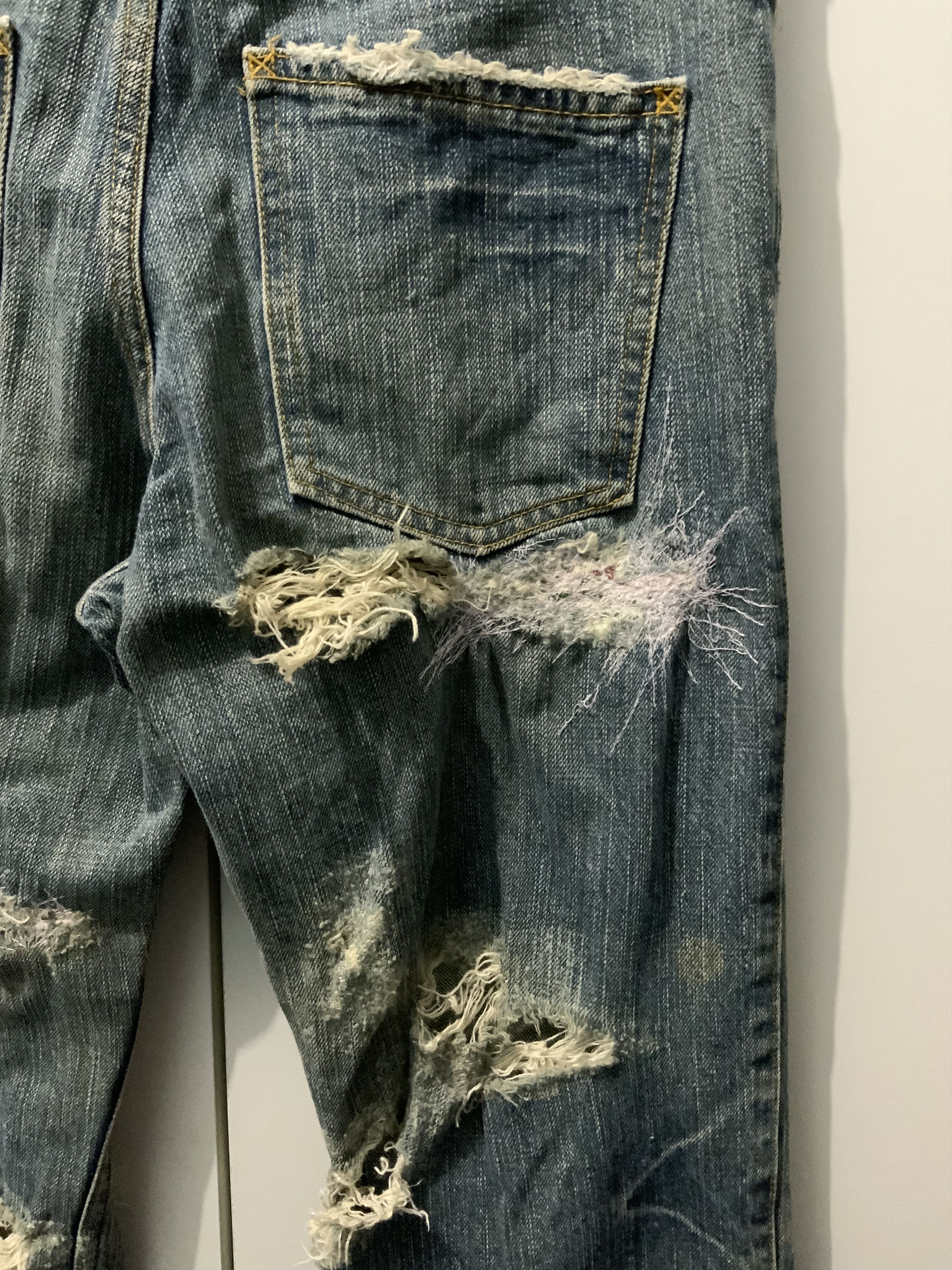 Japanese Brand Vintage Distressed Lois Crayon Japan Denim Jean Size US 31 - 12 Thumbnail