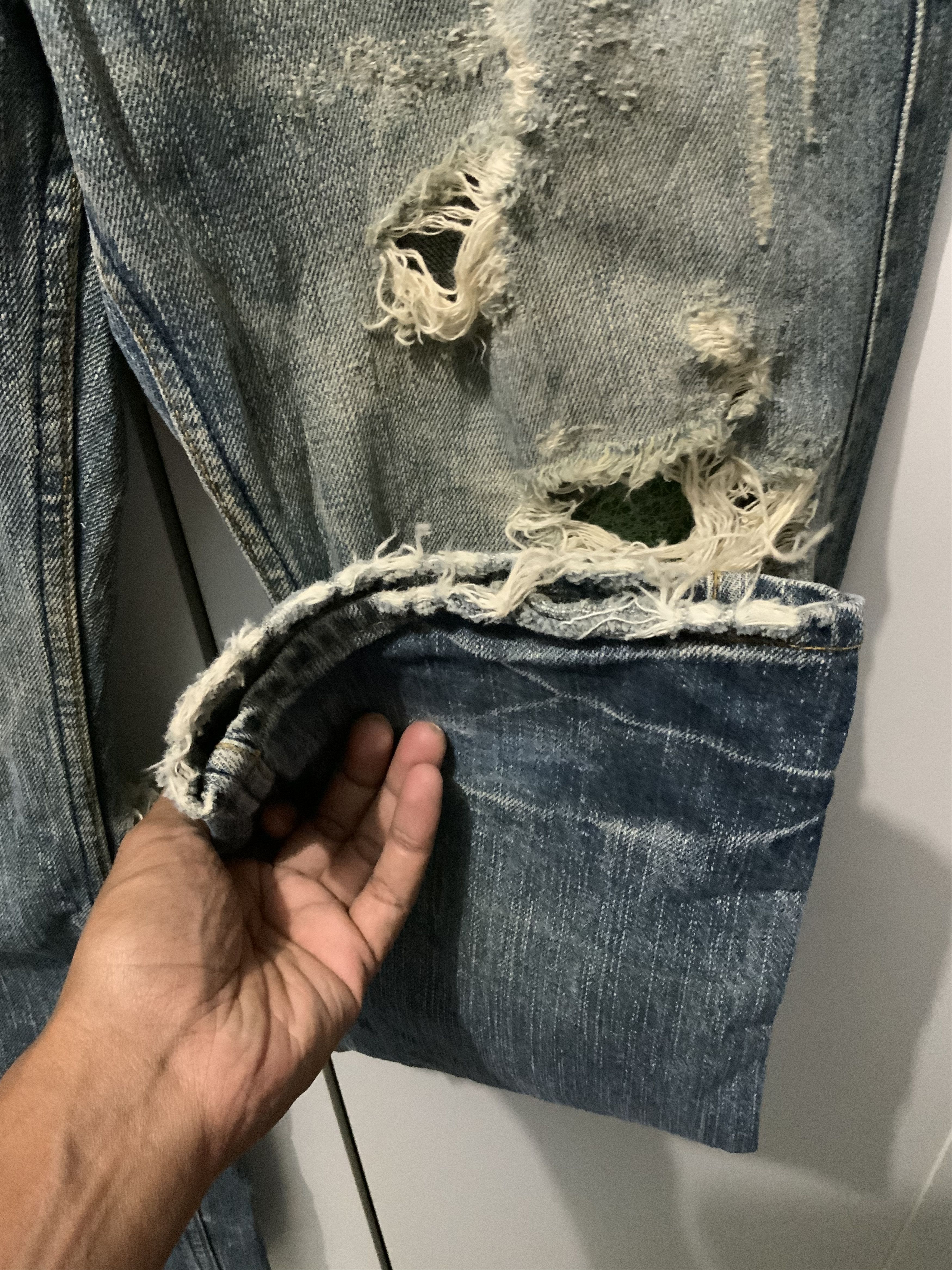 Japanese Brand Vintage Distressed Lois Crayon Japan Denim Jean Size US 31 - 7 Thumbnail