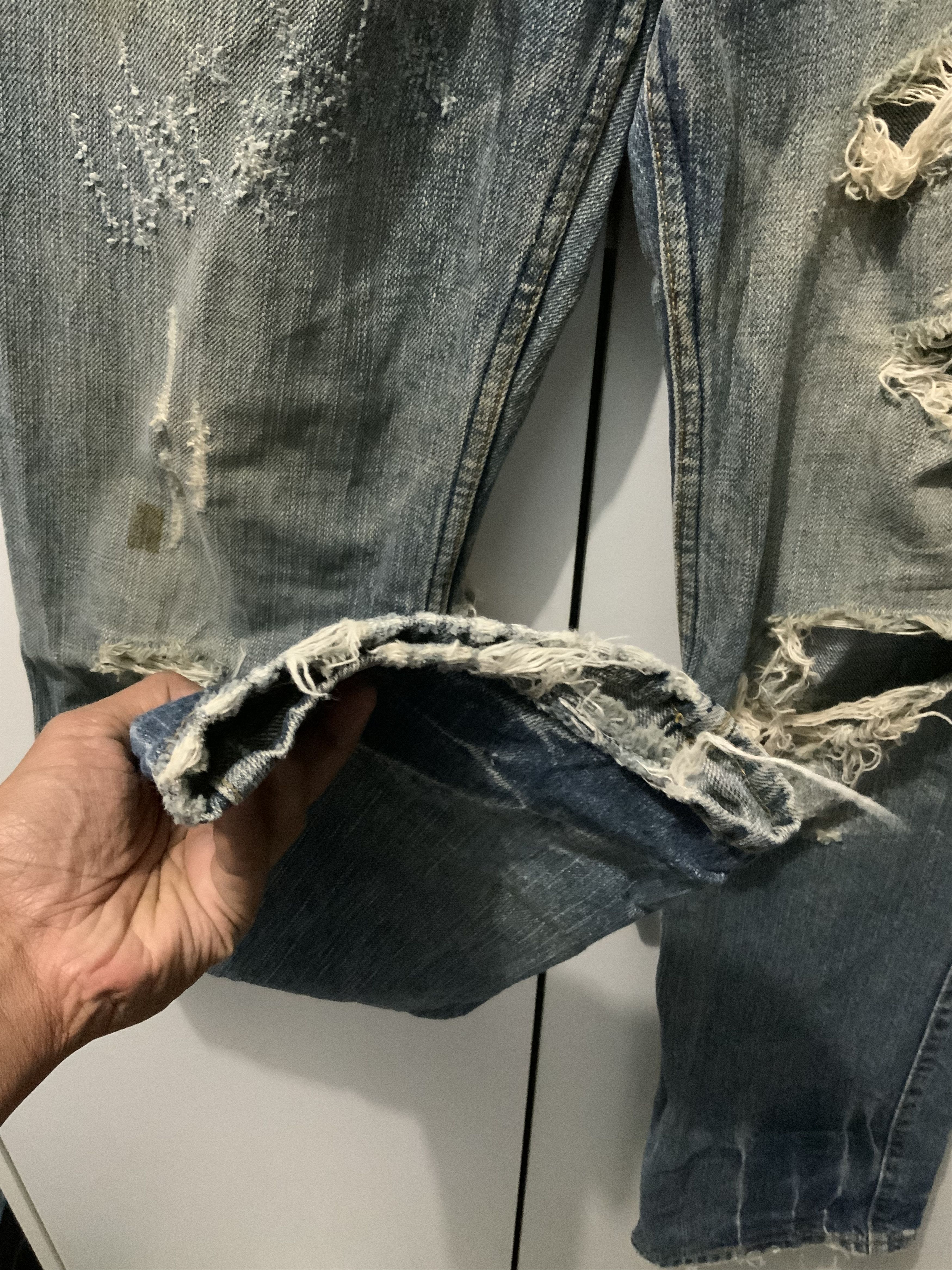 Japanese Brand Vintage Distressed Lois Crayon Japan Denim Jean Size US 31 - 6 Thumbnail