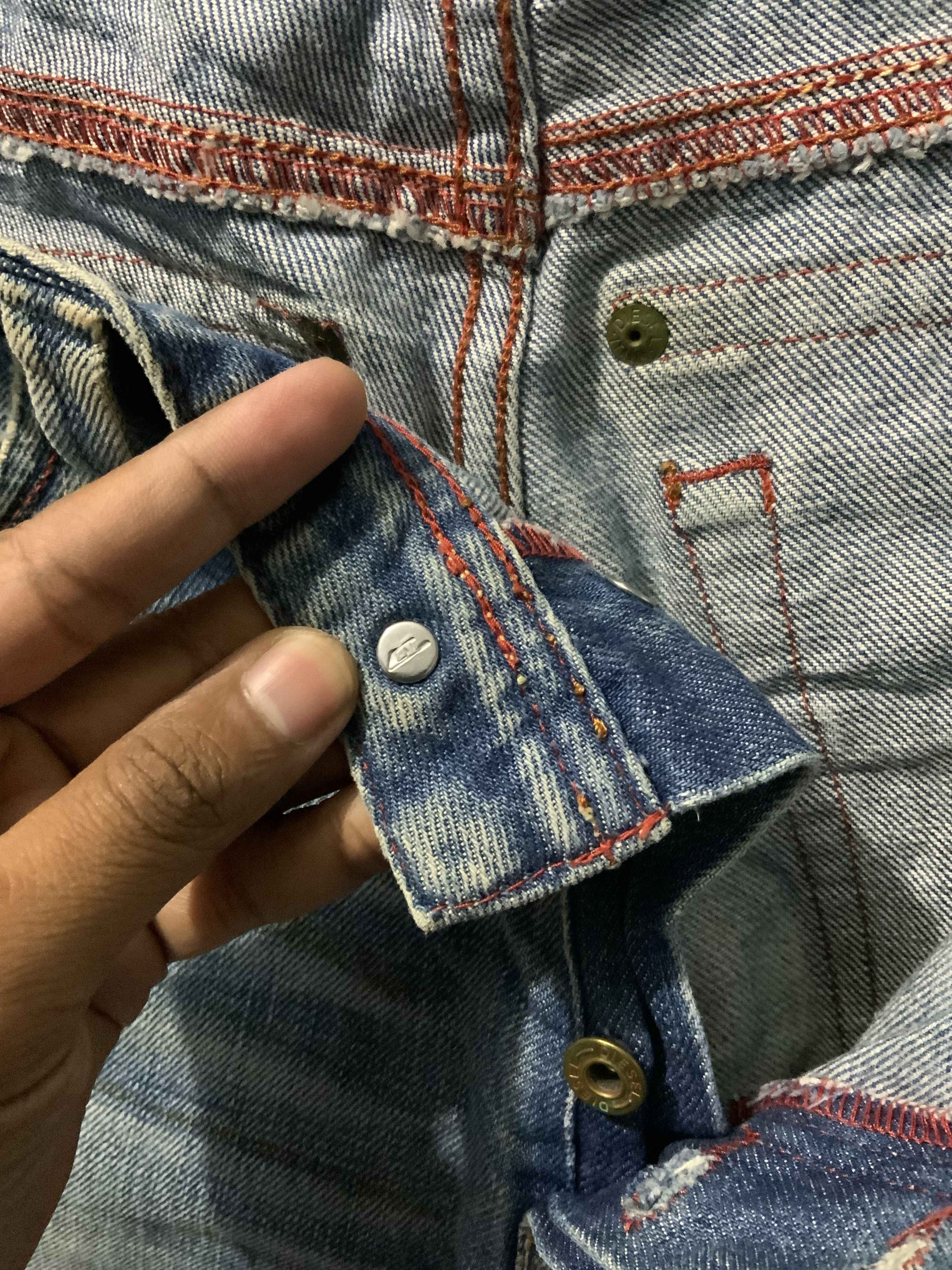 Diesel Vintage Diesel Industry Larkee Button Fly Denim Non Selvedge Size US 32 / EU 48 - 15 Thumbnail