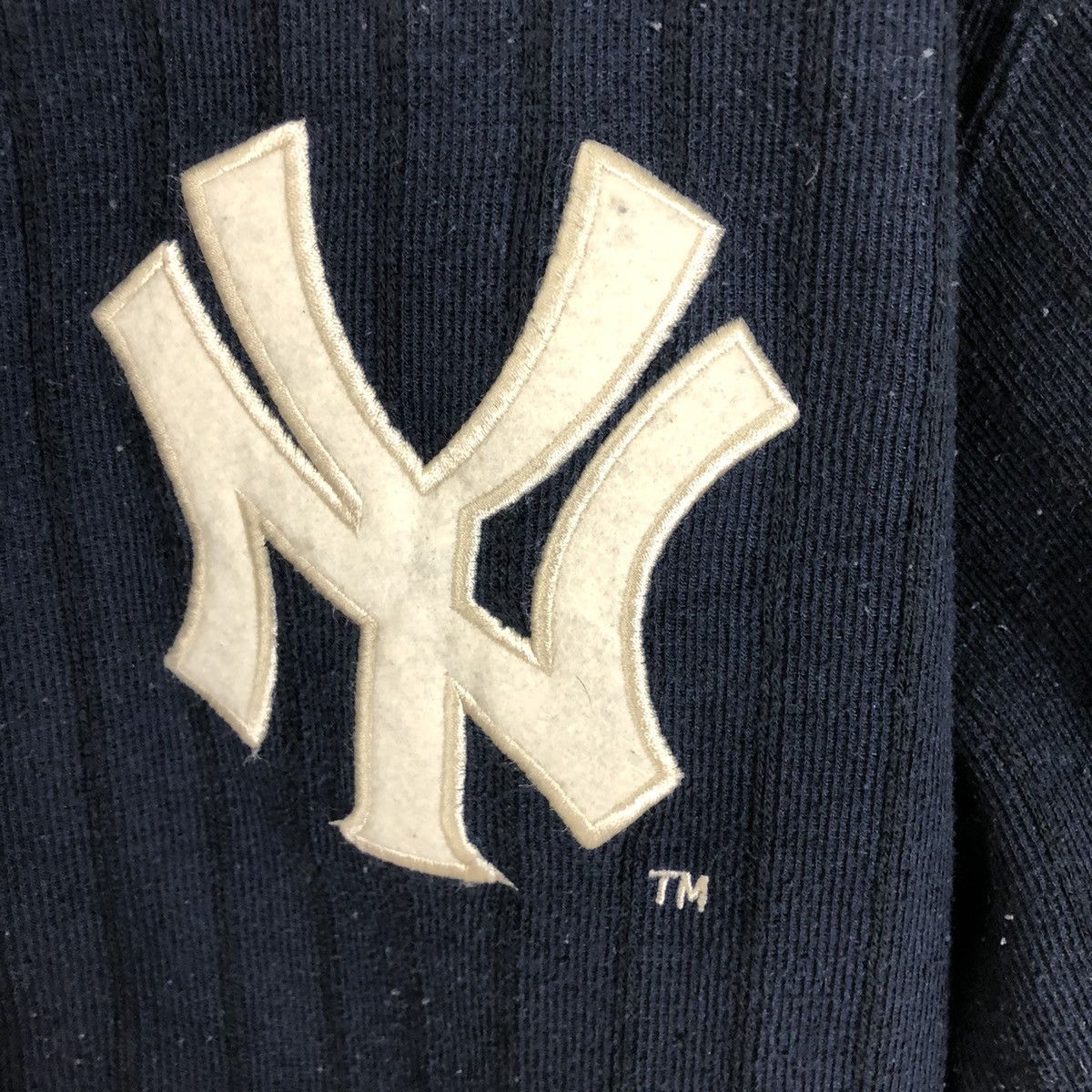 MLB × New York Yankees ✈️🔥NY YANKEES GENUINE MERCHANDISE LIGHT JACKET🔥✈️ Size US L / EU 52-54 / 3 - 8 Thumbnail